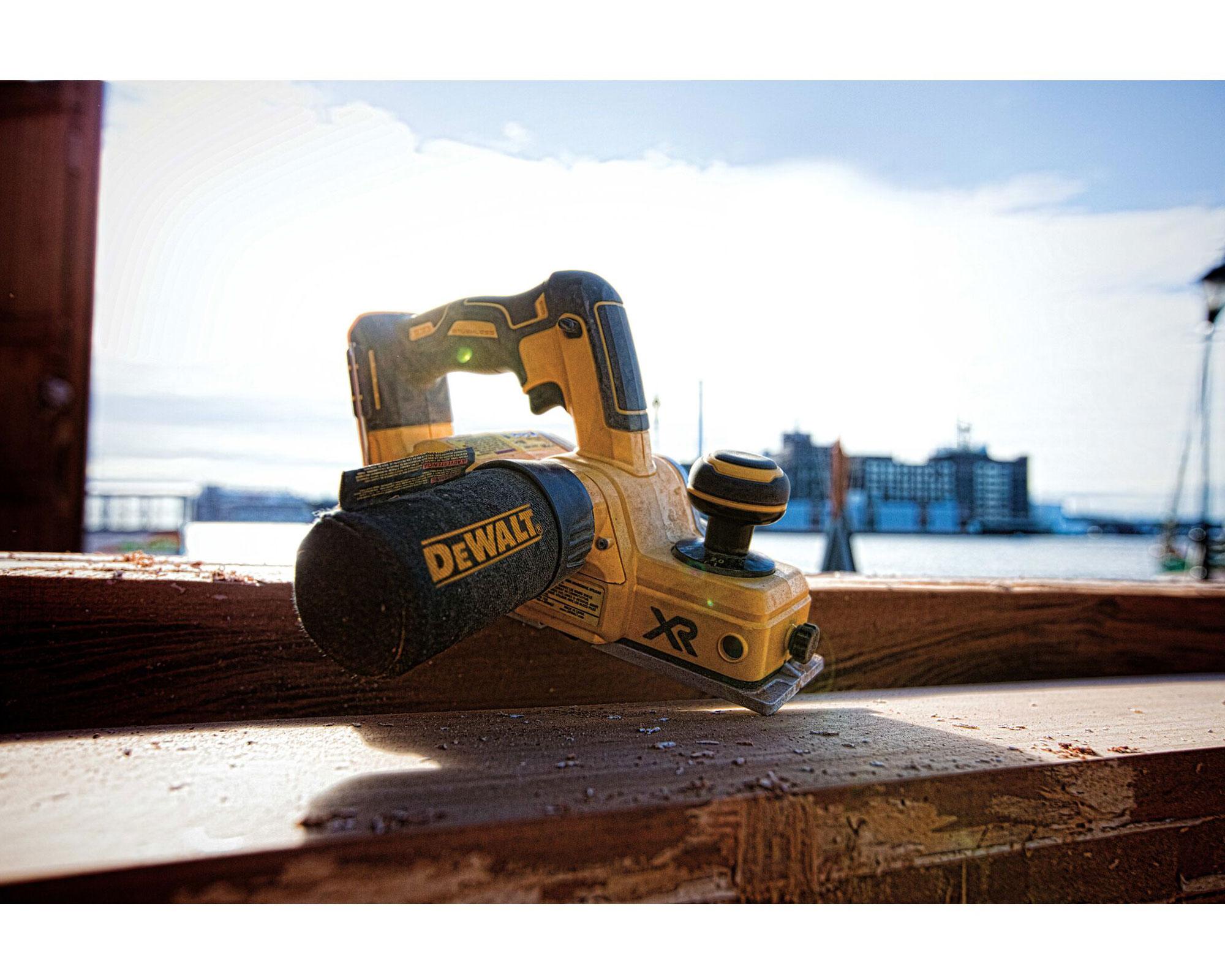 Cepillo XR 20V DCP580B Dewalt-4