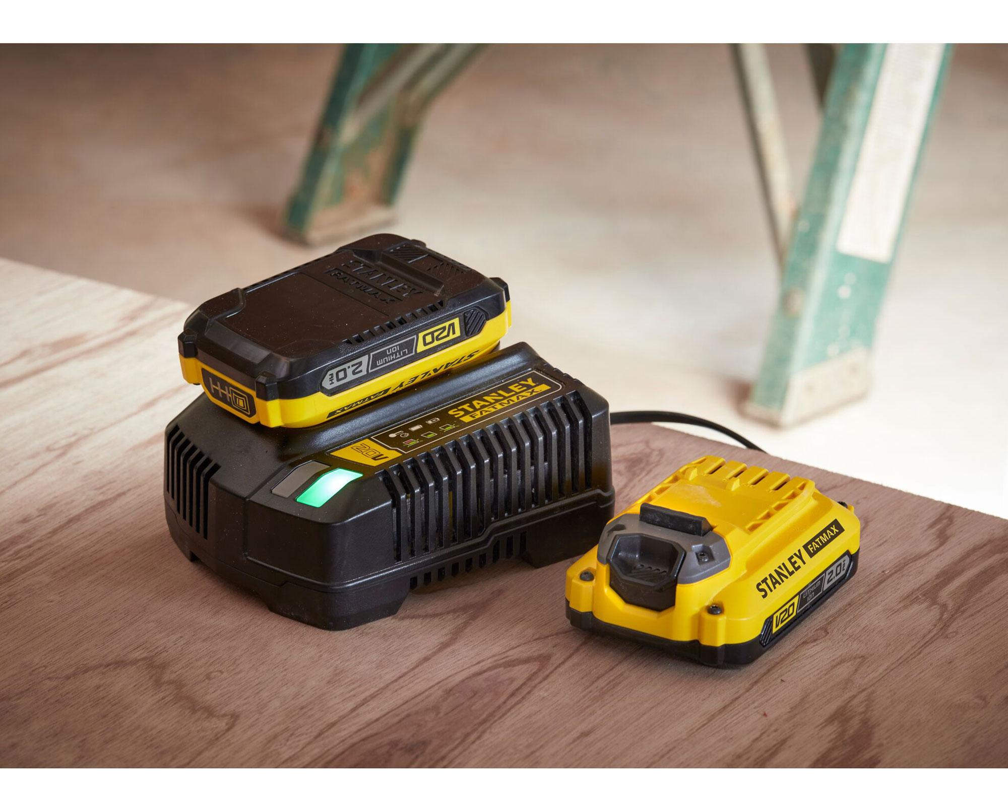 Cargador 2 Ah SC200-B2 Stanley-2
