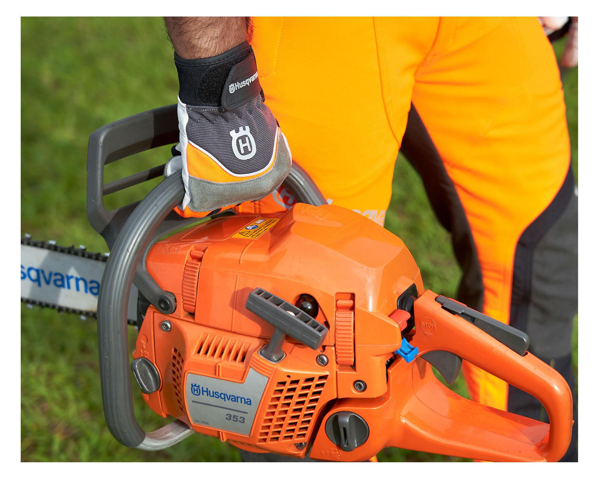 Motosierra  gasolina - aceite 353 naranjo Husqvarna-1