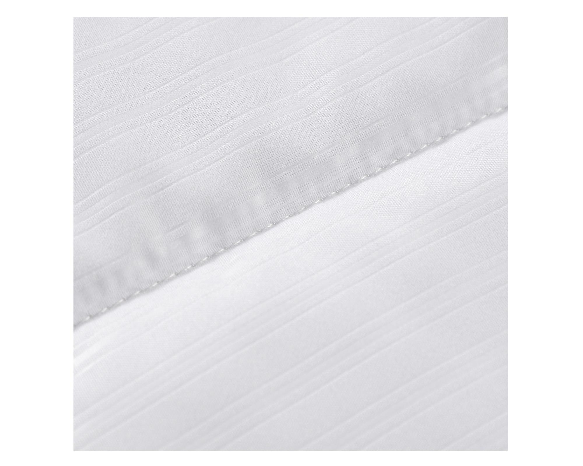 Cubre colchón King poliéster American Family-2