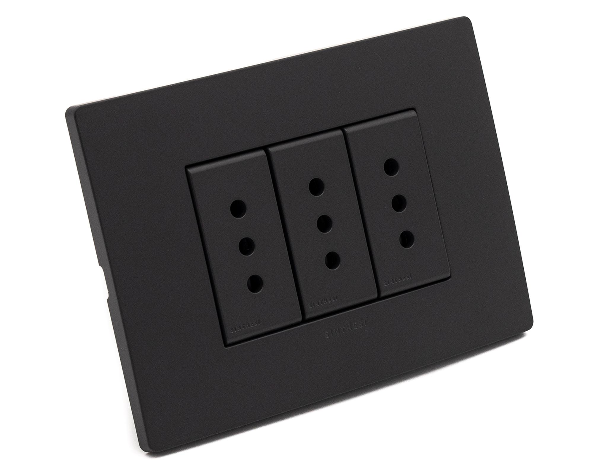 Toma corriente triple S33 10A 2500W noir mate-1