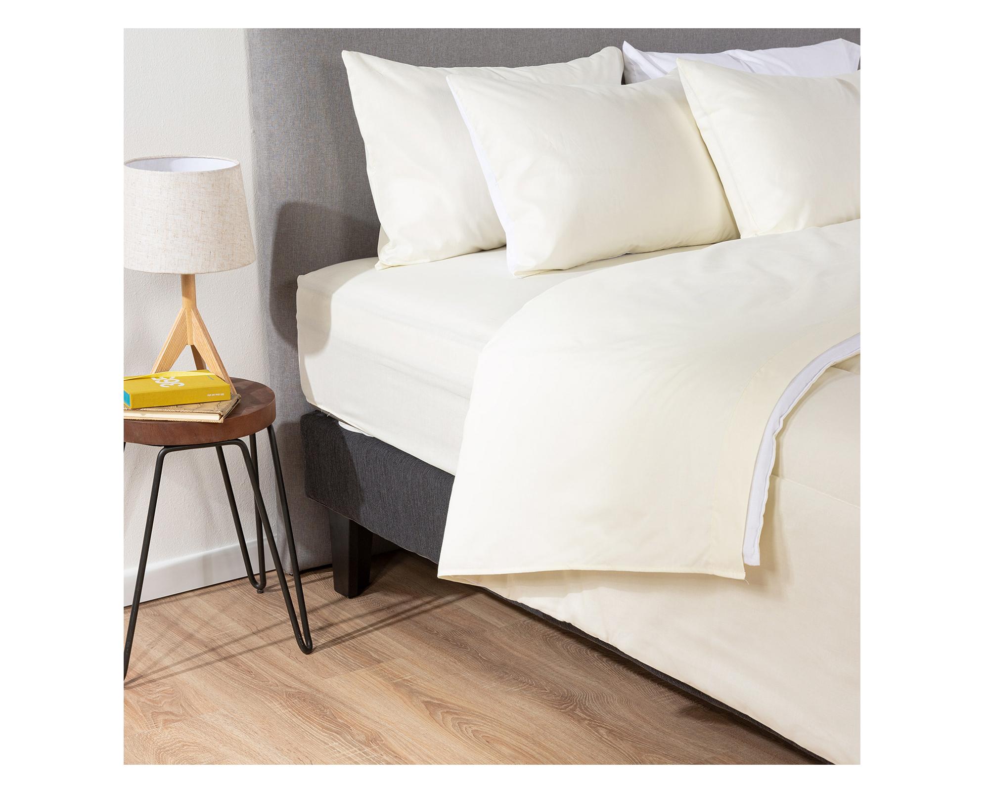 Plumón bicolor 1.5 plazas beige/blanco + Sábana beige + Sábana blanca-1