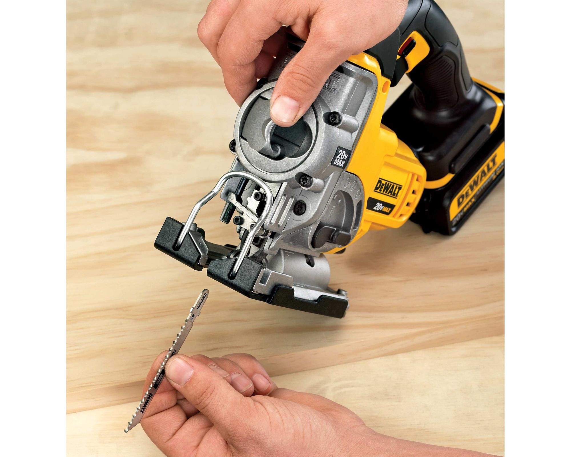 Kit sierra caladora 20V + batería 4A-1