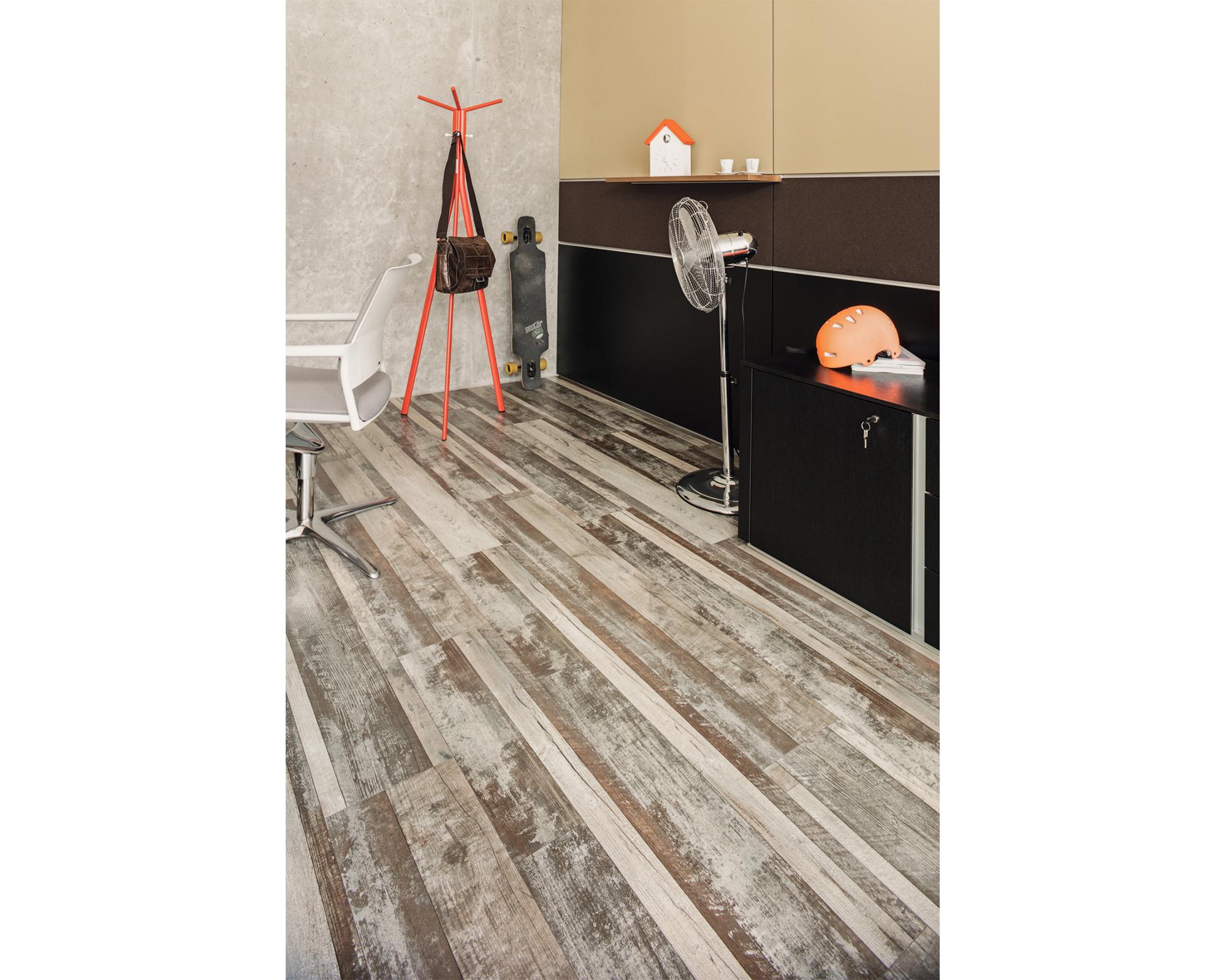 Piso flotante Classic touch Oak Multistrip Barn 8 mm 2.36 m2-2