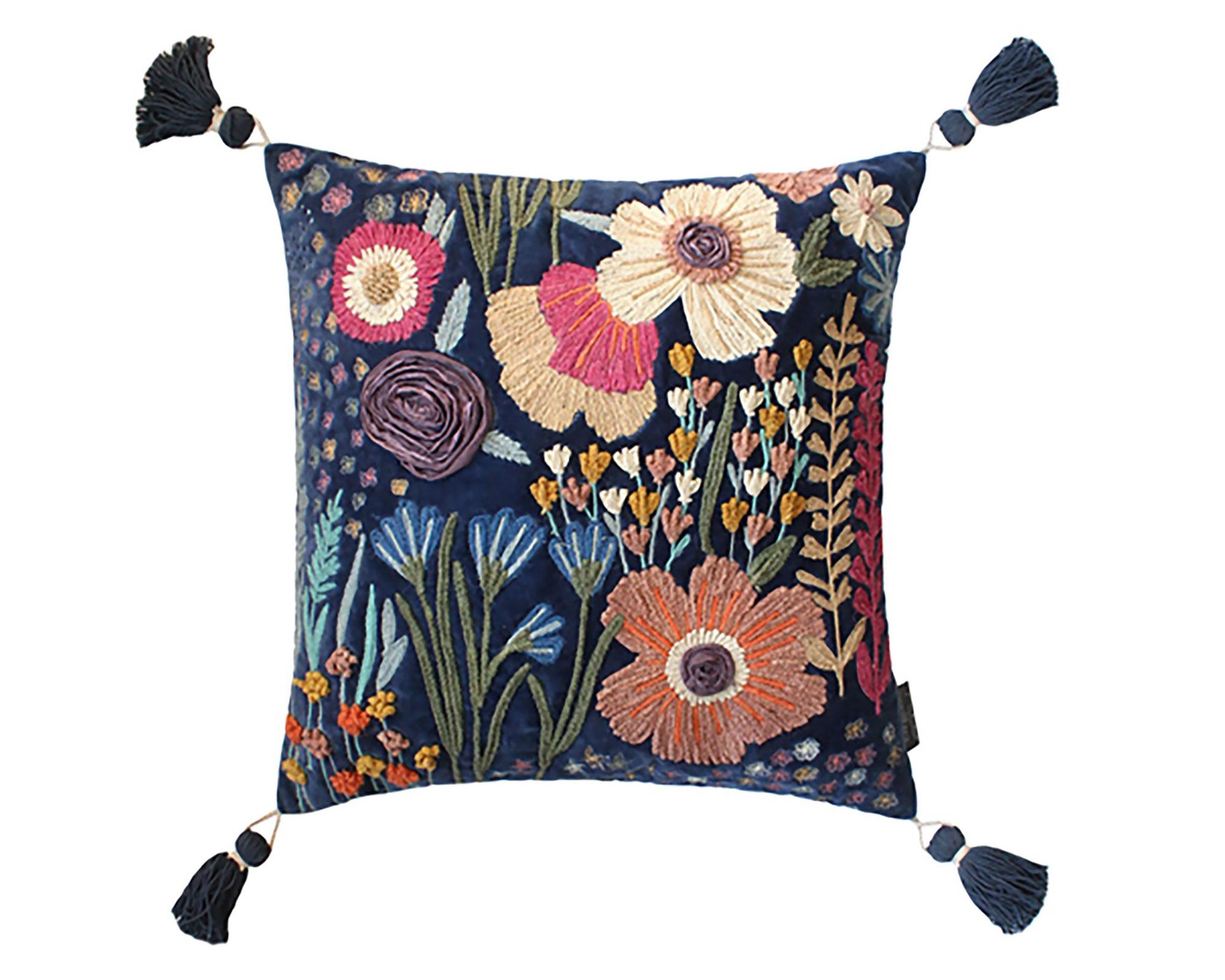 Cojín bordado 45x45 cm C12-0