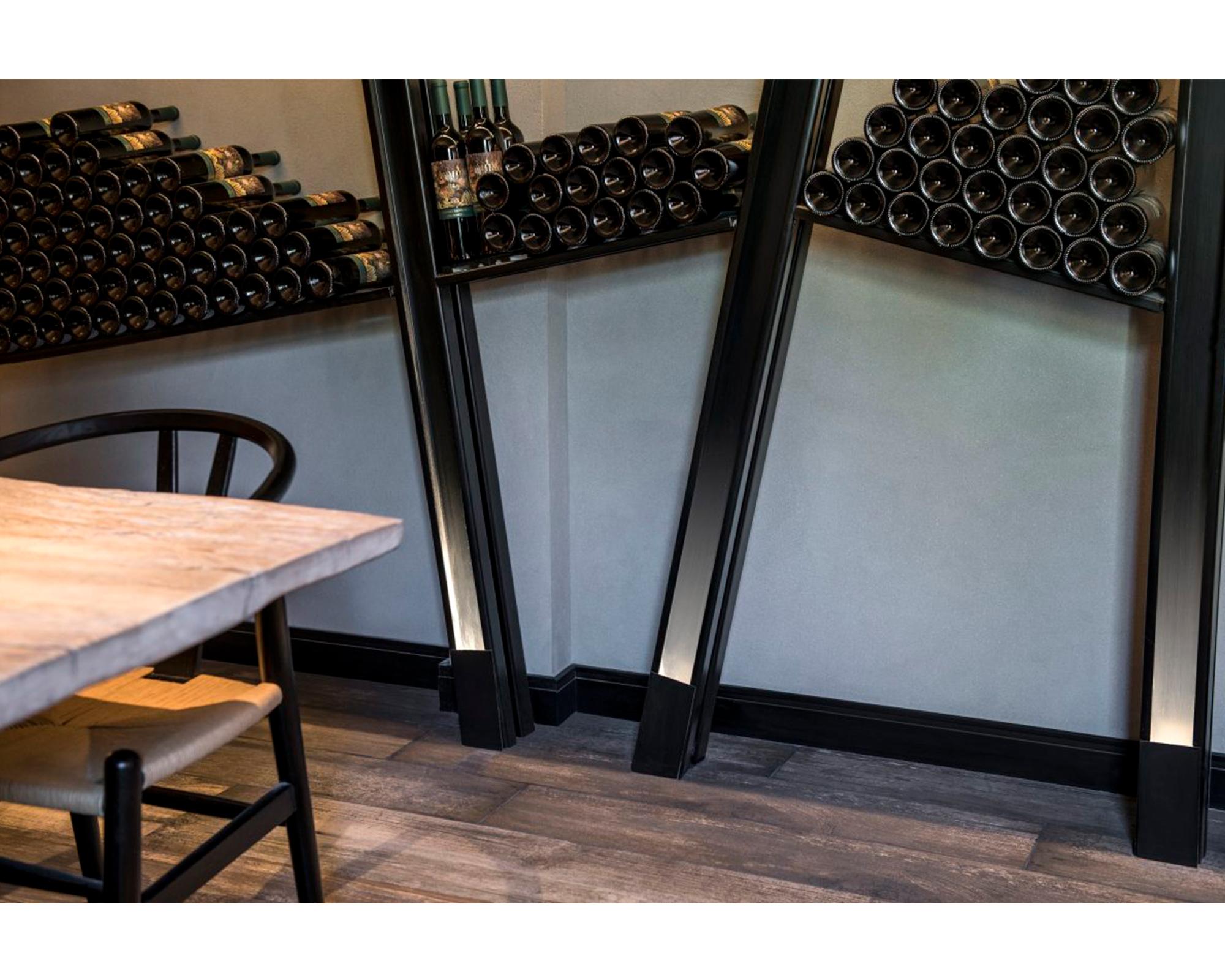 Guardapolvo 100 mm x 2.4 m Extraline EPS negro mate-2