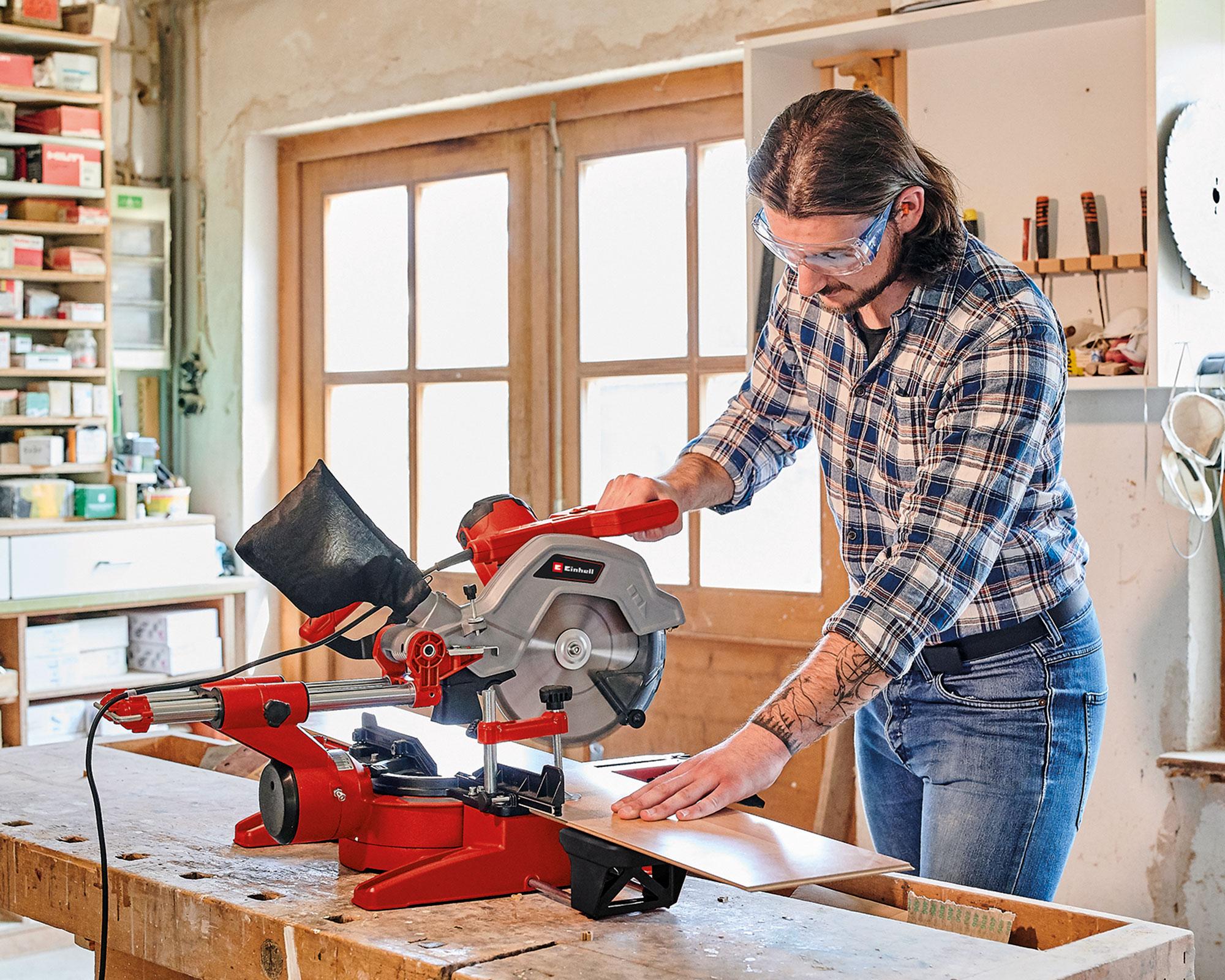 Ingleteadora dual 1800W 10' TE-SM 254-5