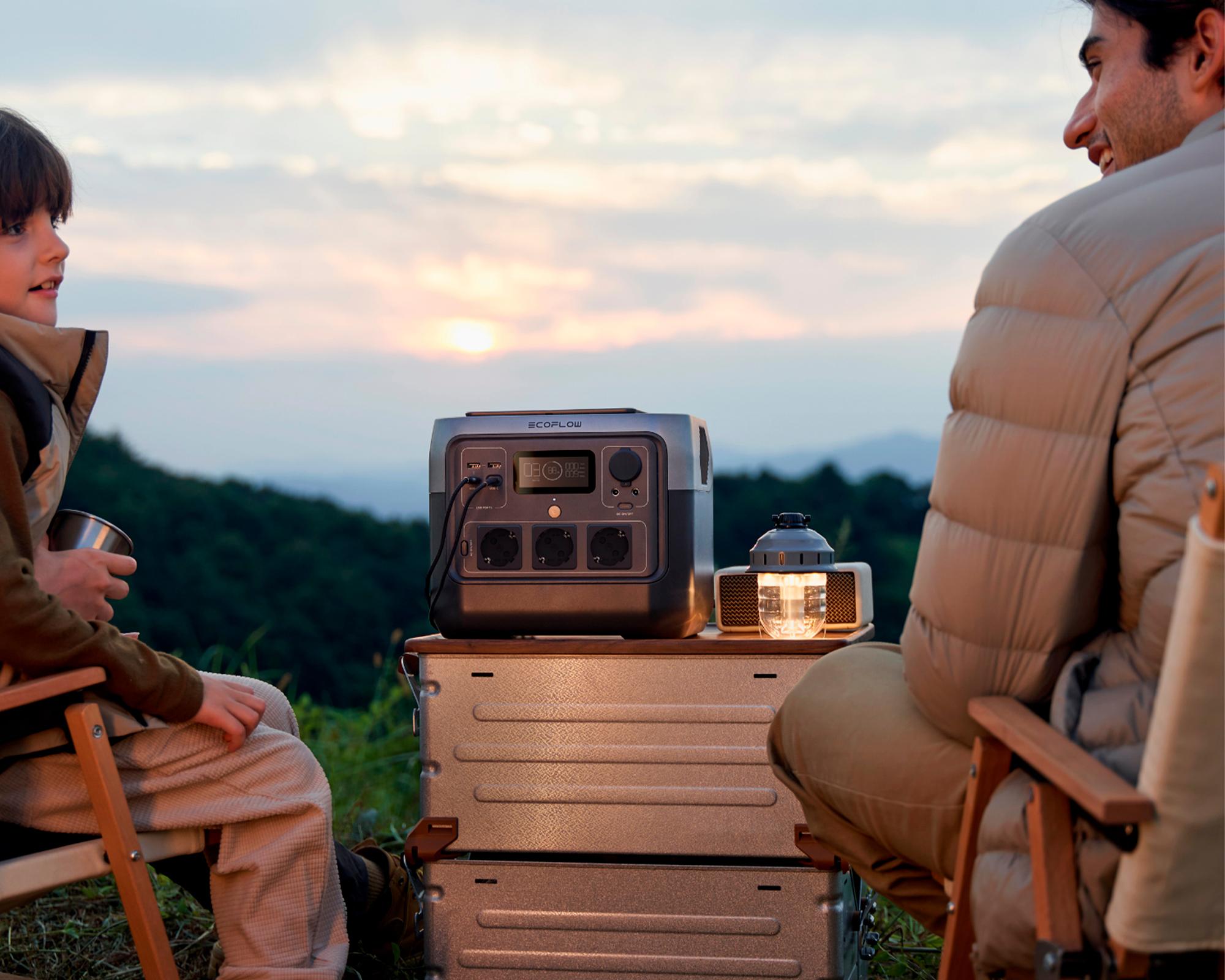 Estación de energía portátil River 2 Pro 800W 768WH-5