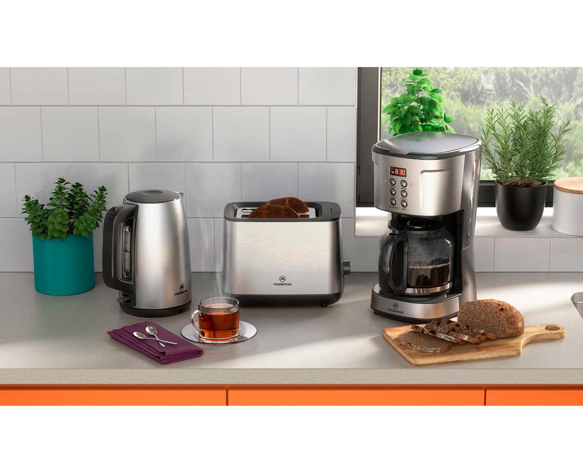 Cafetera MCM30 negro 1.5 lt-5