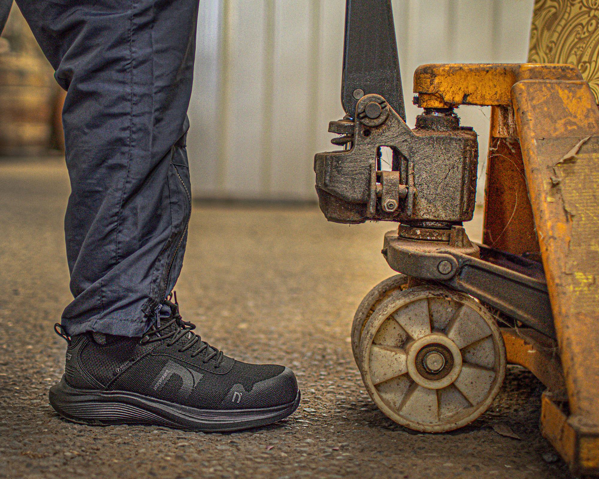 Zapatilla de seguridad hombre Raven CT negro-4