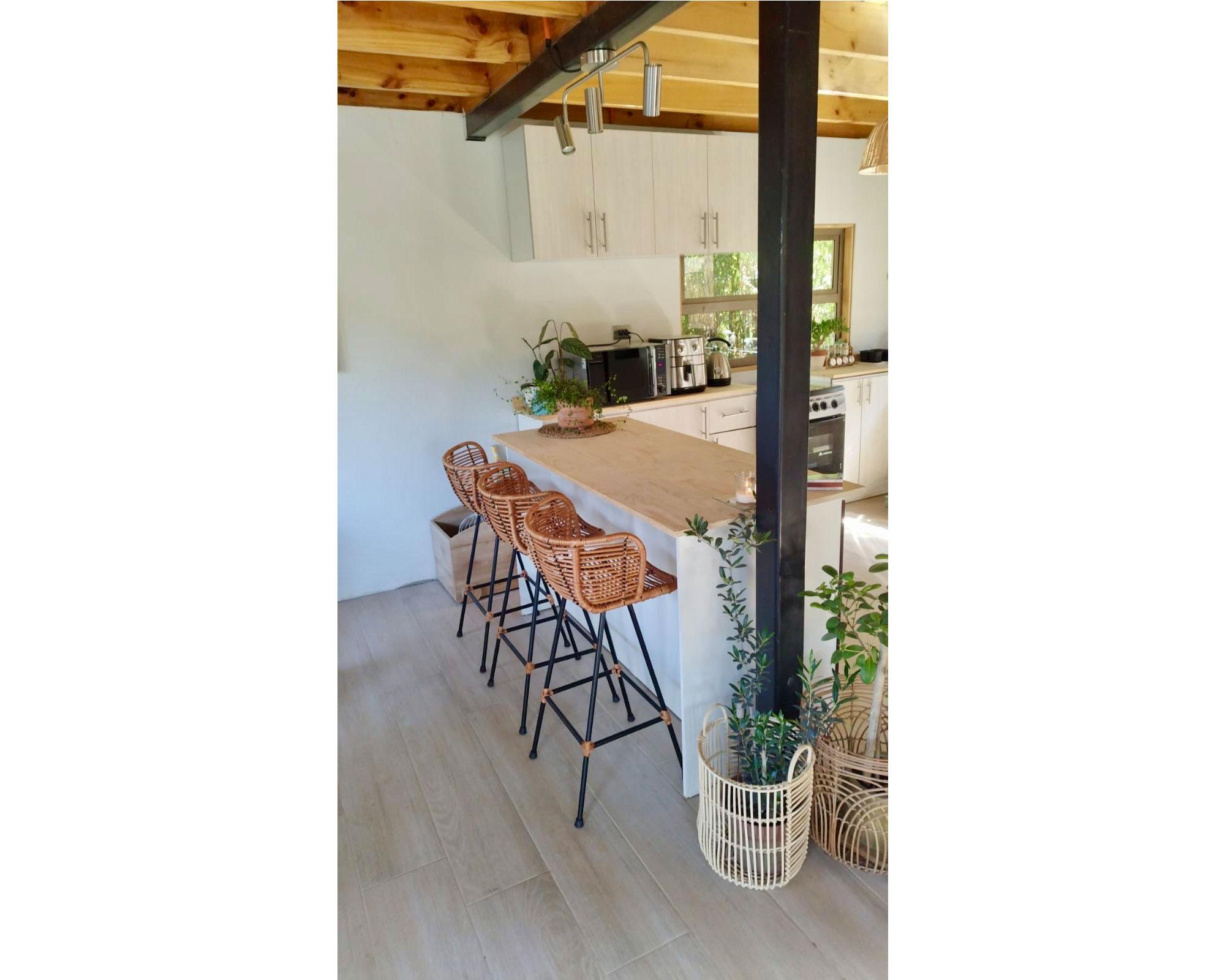 Taburete Mimbre curvo natural 90 cm-4