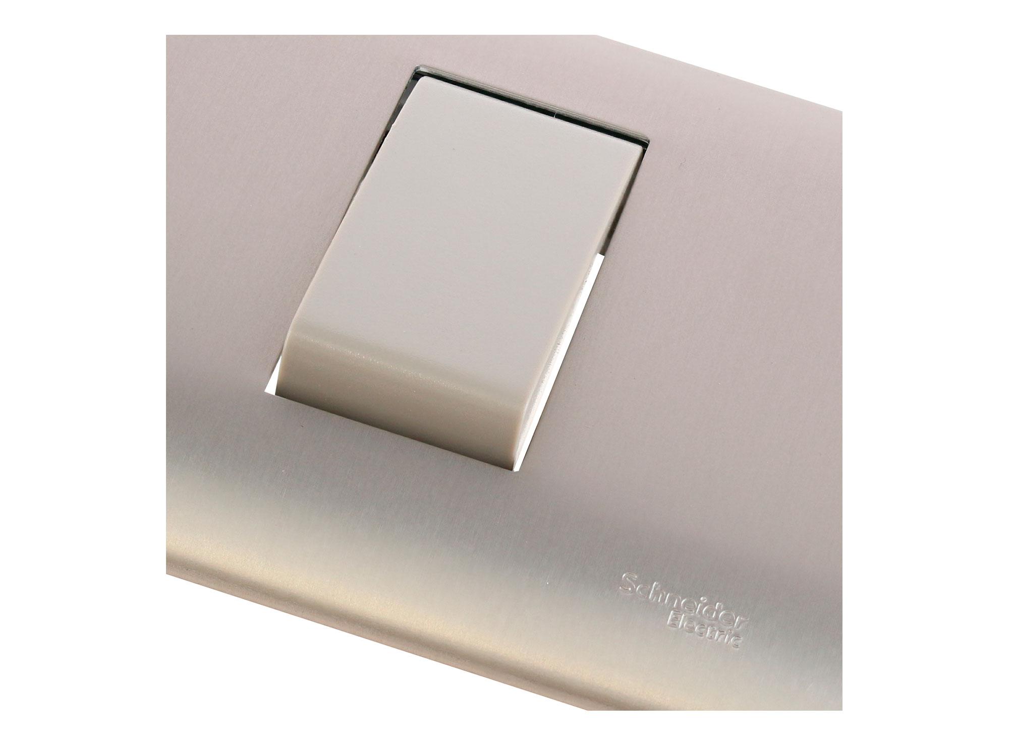 Placa armada toma corriente simple iridium champagne Schneider-3