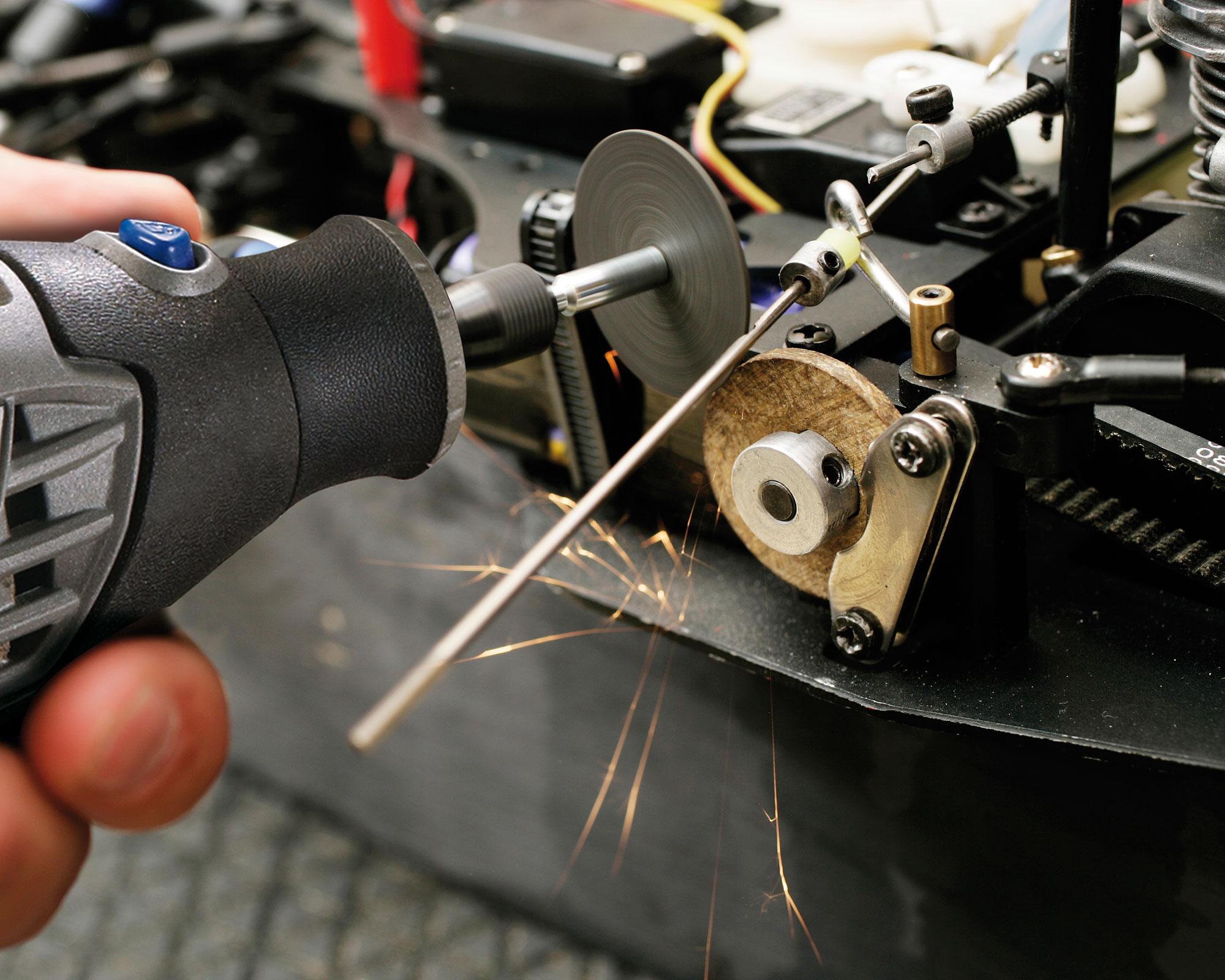 Multipropósito 120W 3000 + 32 accesorios Dremel-11