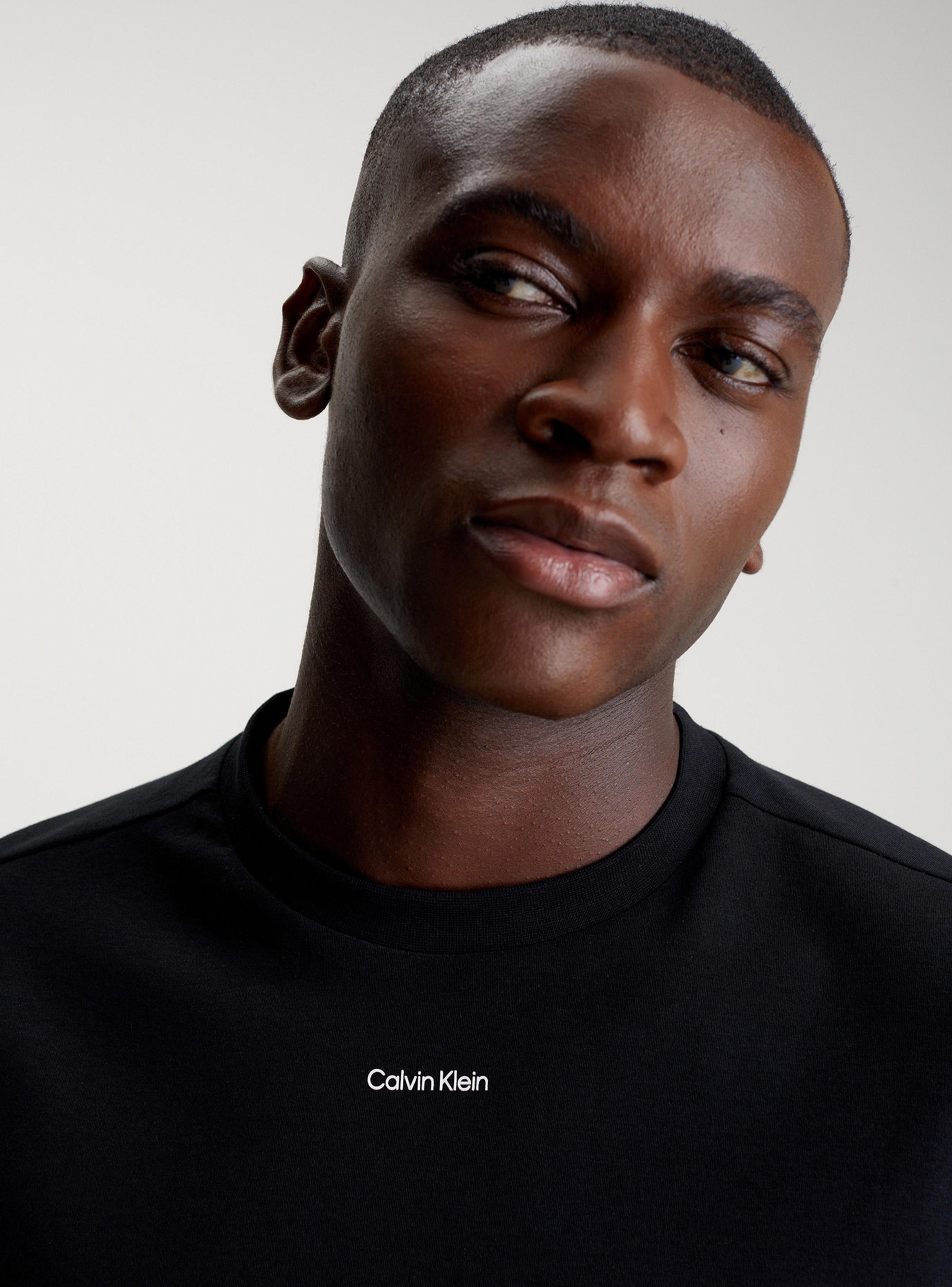 Polera Slim Fit CK-3