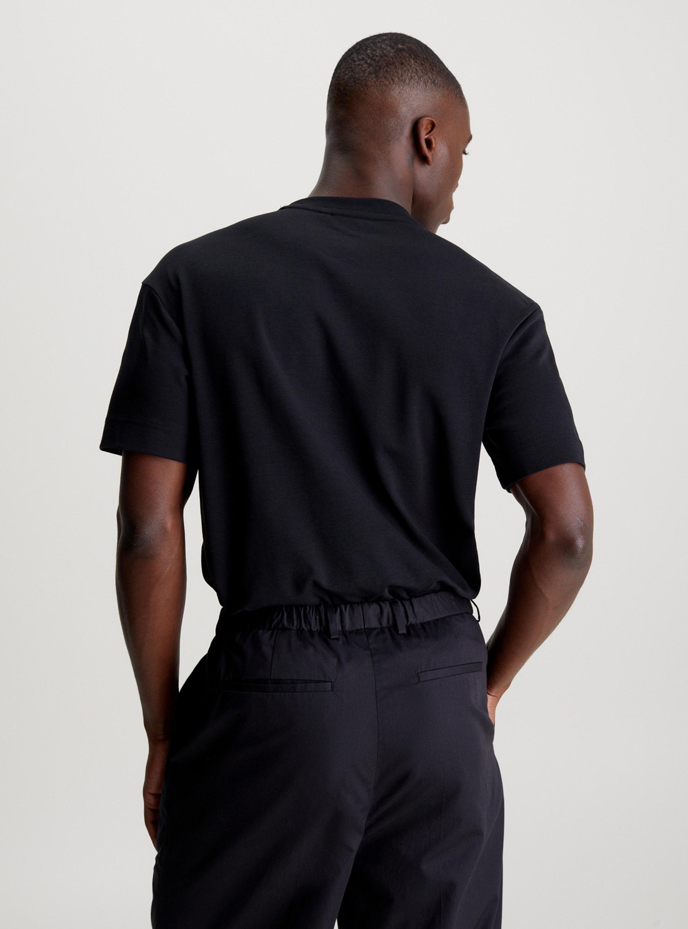 Polera Slim Fit CK-2