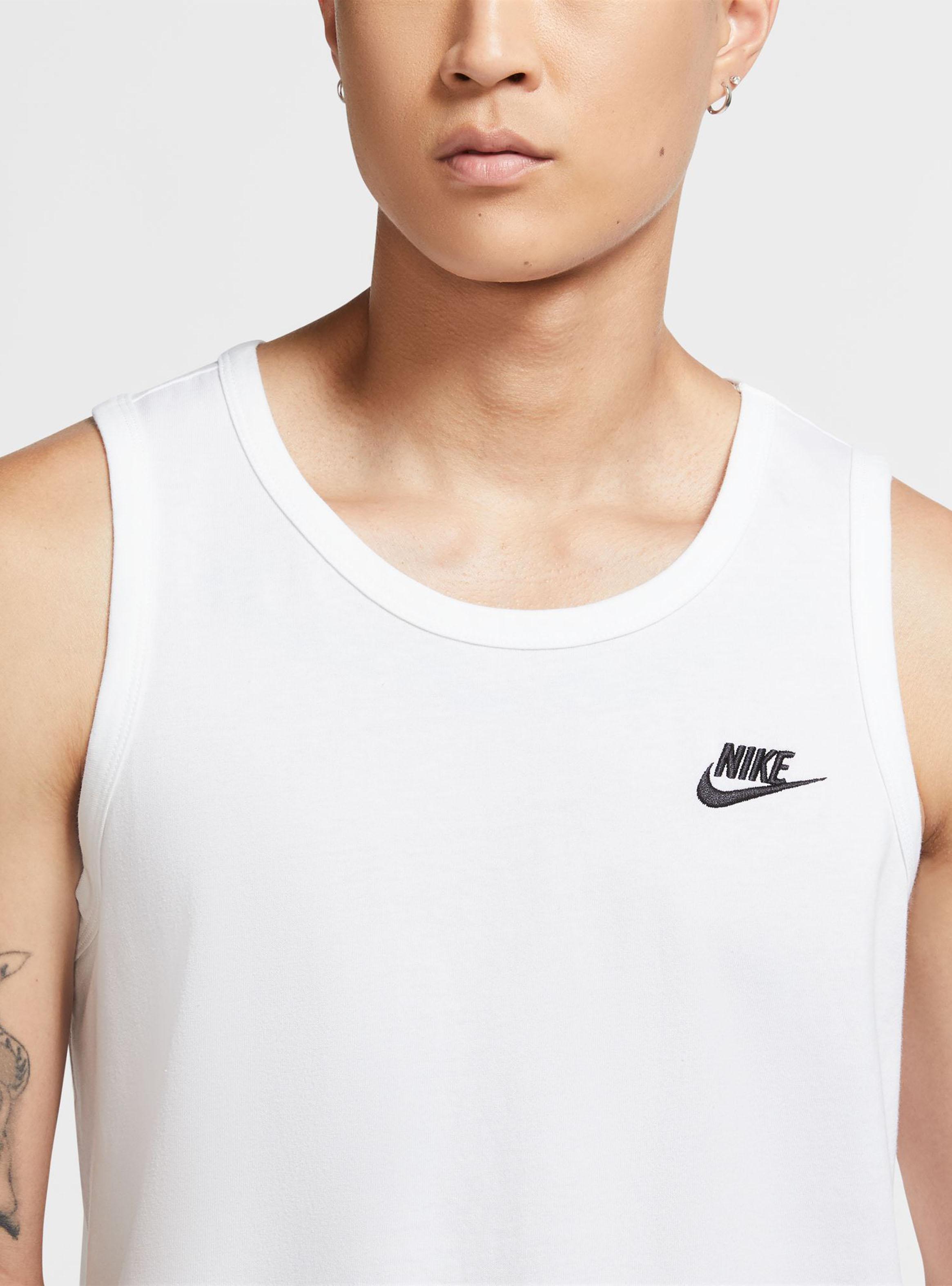 Polera Básica Sin Manga Sportswear Club-2