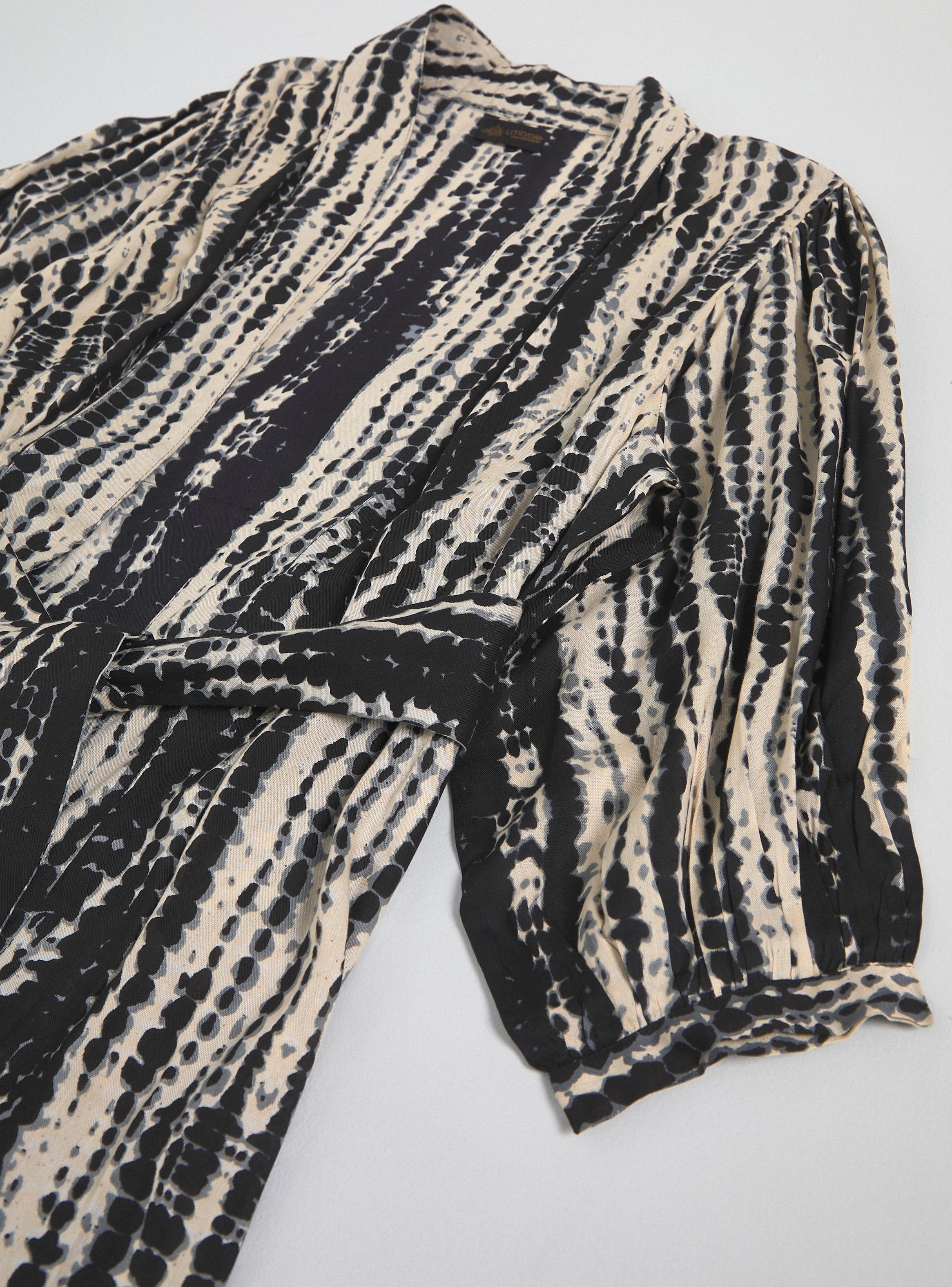 Salida de Baño Largo con Estampado India-5