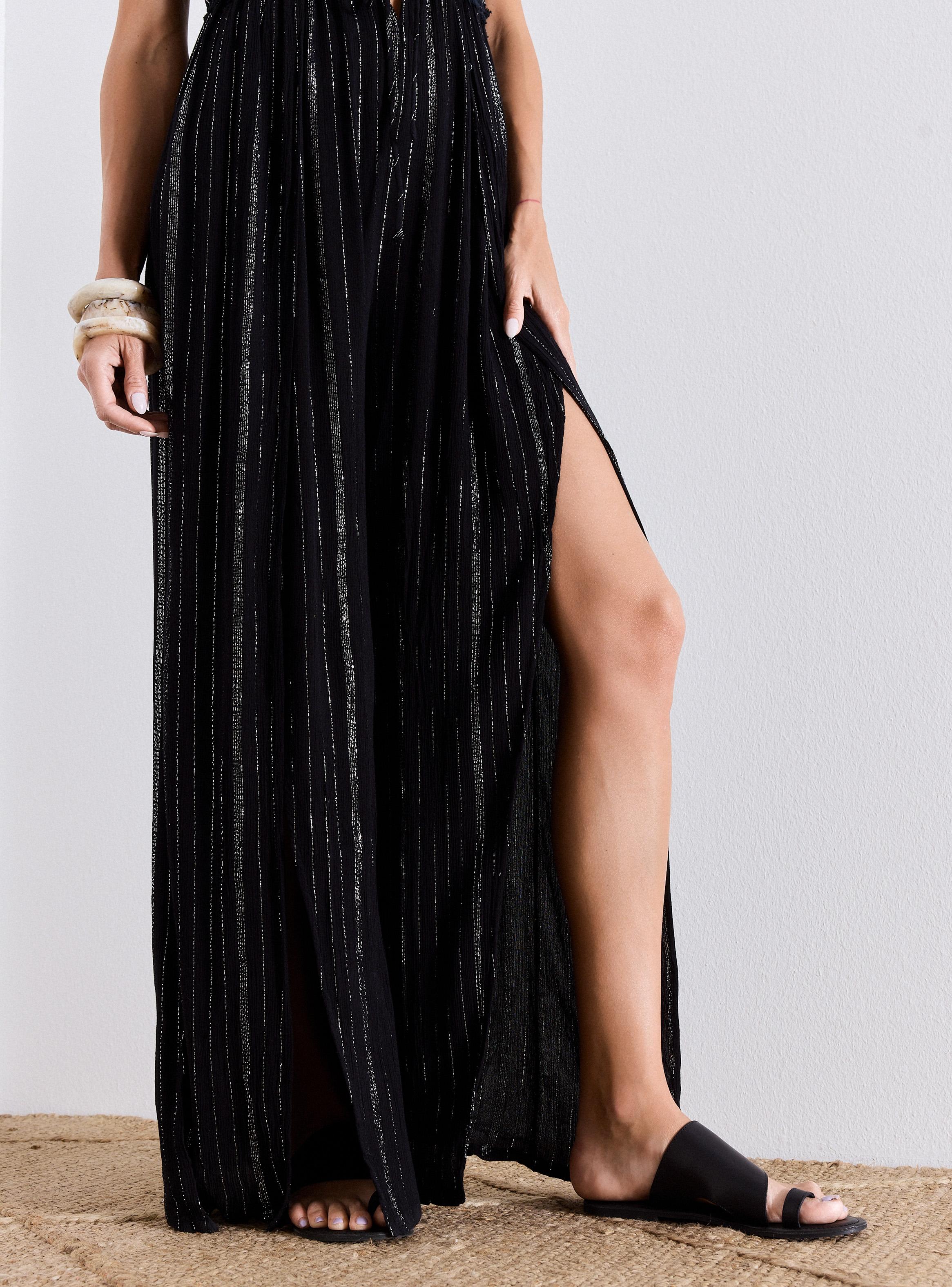 Enterito Aplicacion de Mostacillas en Escote y Corte-2