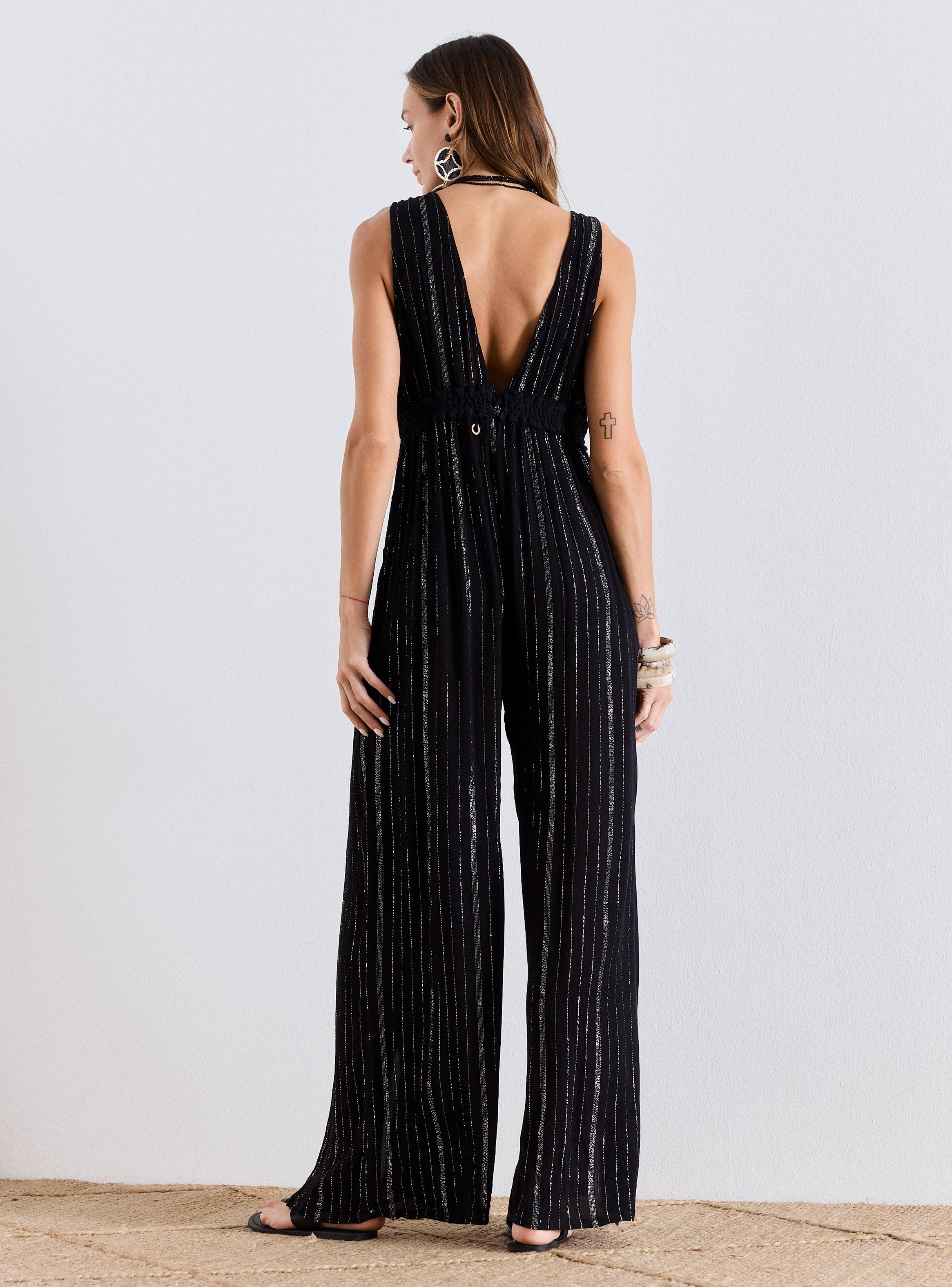 Enterito Aplicacion de Mostacillas en Escote y Corte-5