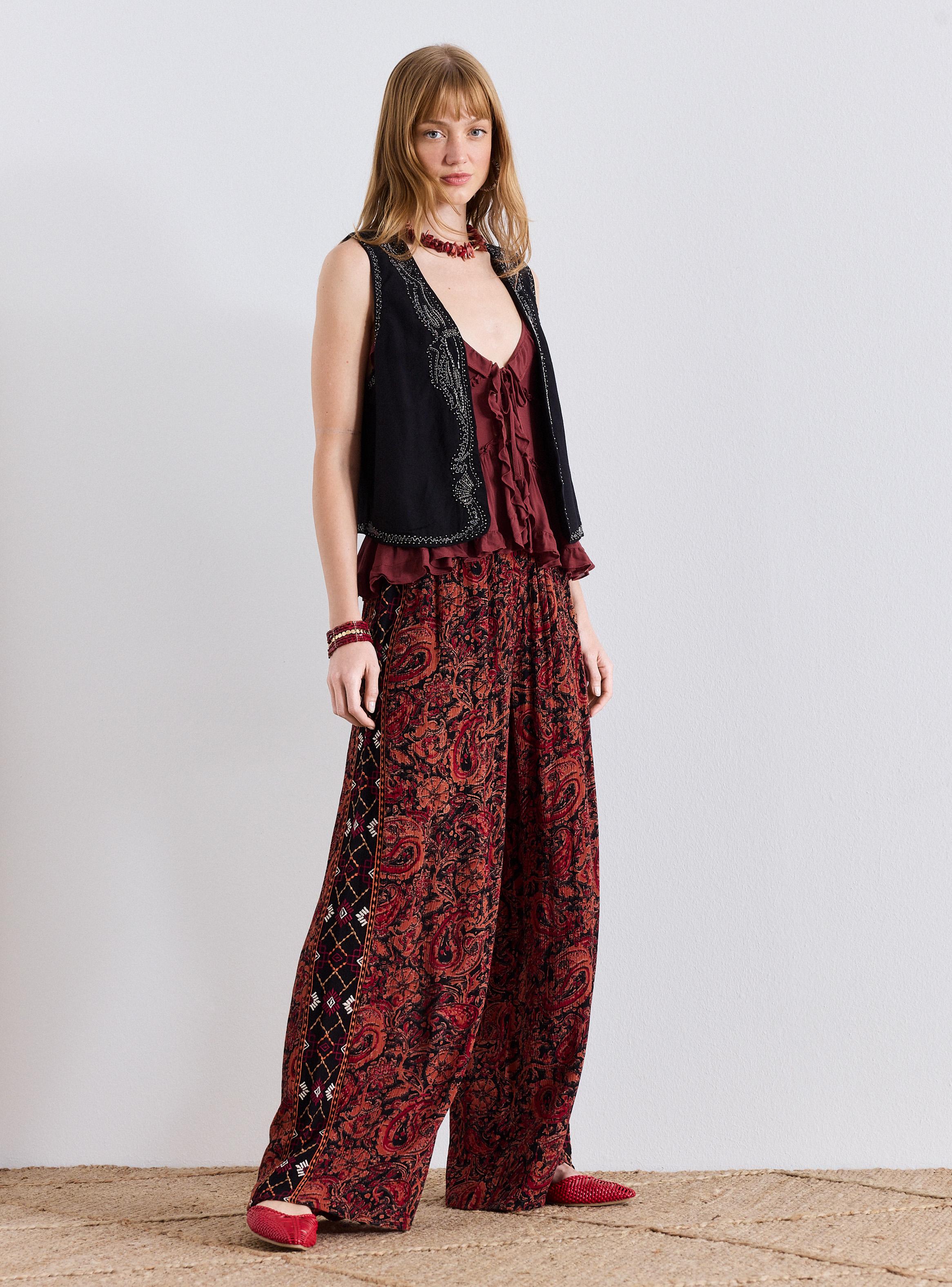 Pantalón Bordado en Costados-4