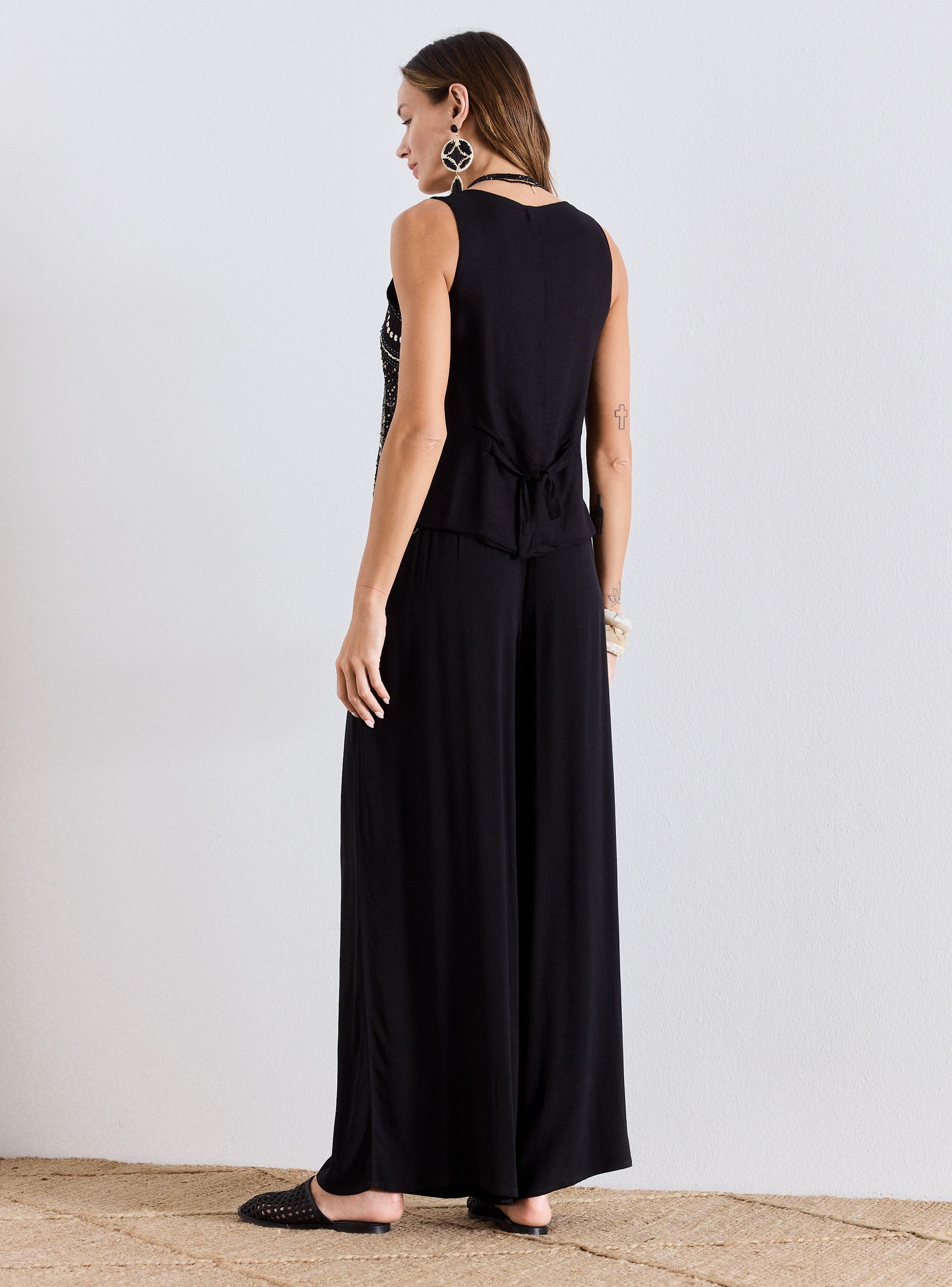 Blusa Tipo Gillet Bordado con Lentejuelas Botones Forrados-5