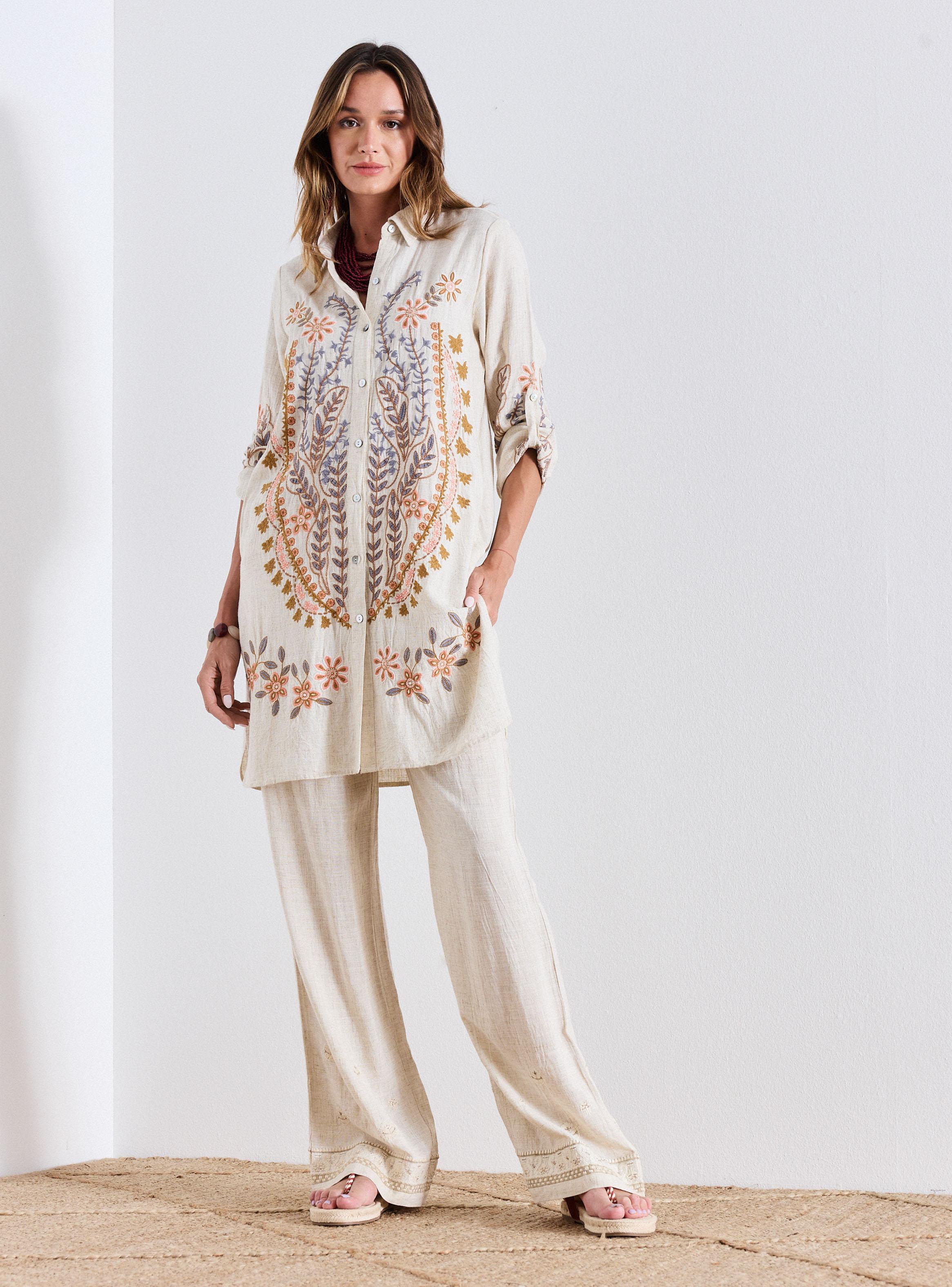 Blusa Detalle Bordado Delantero-4