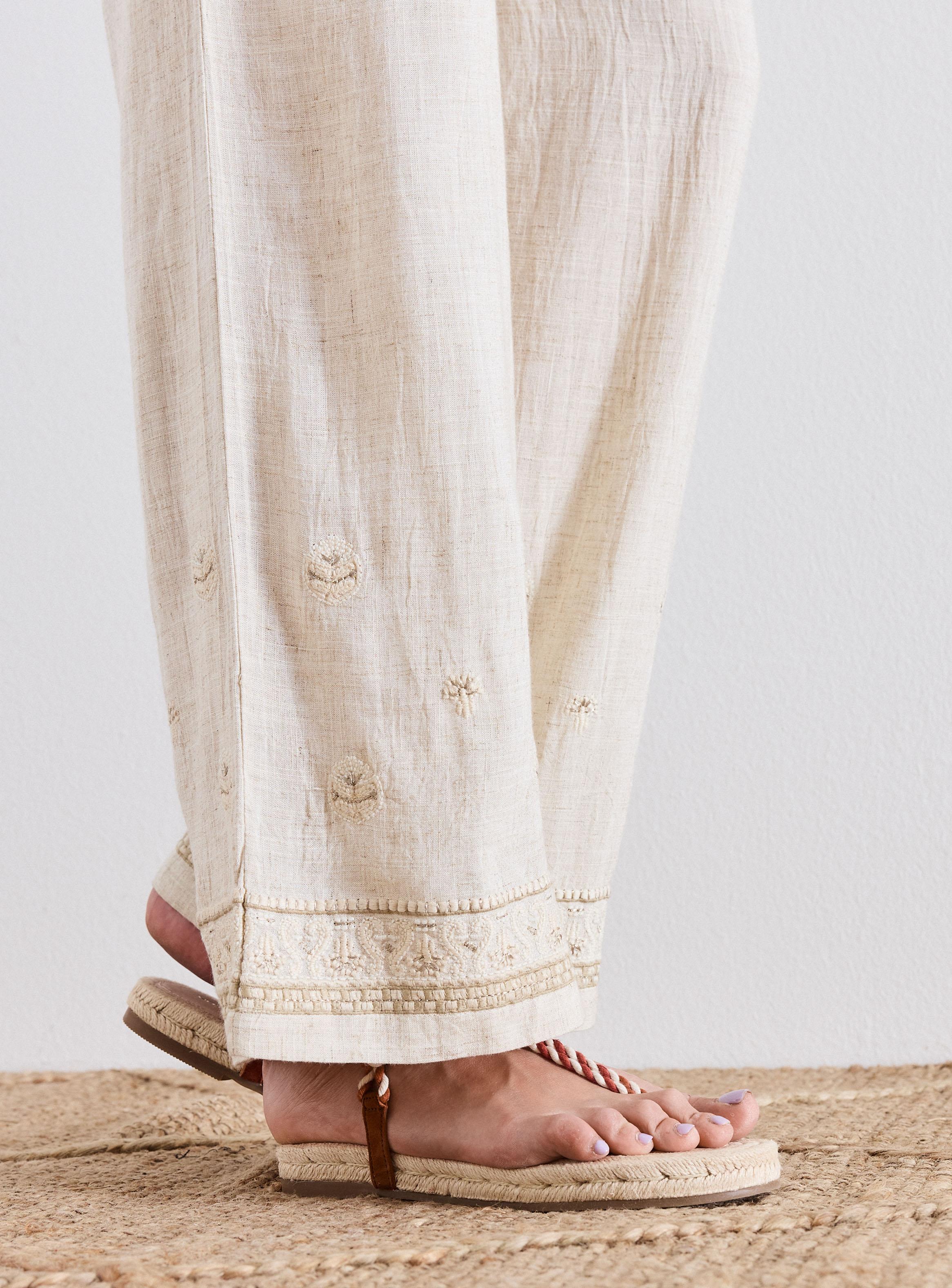 Pantalón Bordado en Basta-3