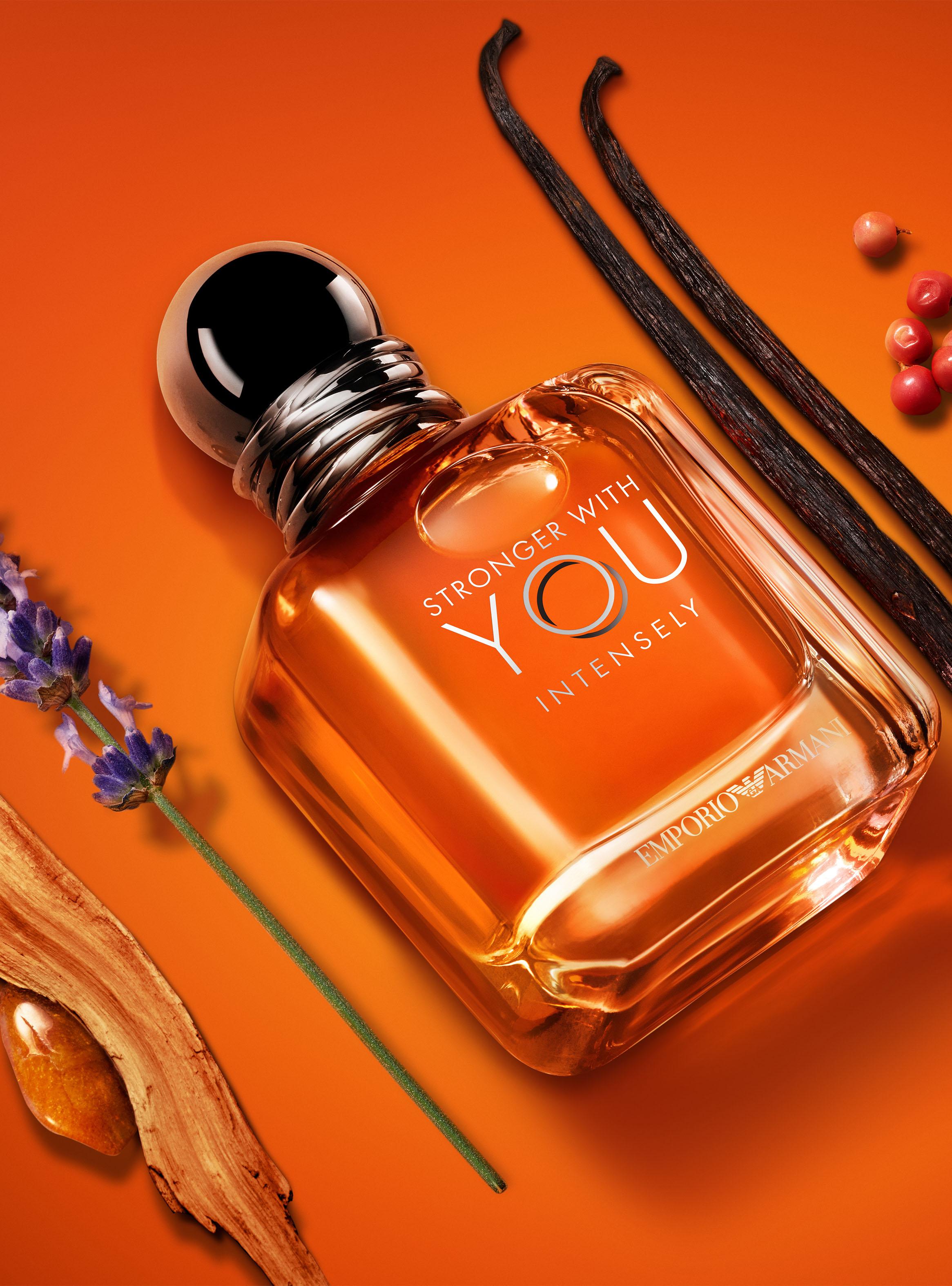 Set Perfume Hombre Stronger With You Intensely EDP Hombre 50ml + Gel de Ducha 75ml Giorgio Armani-4