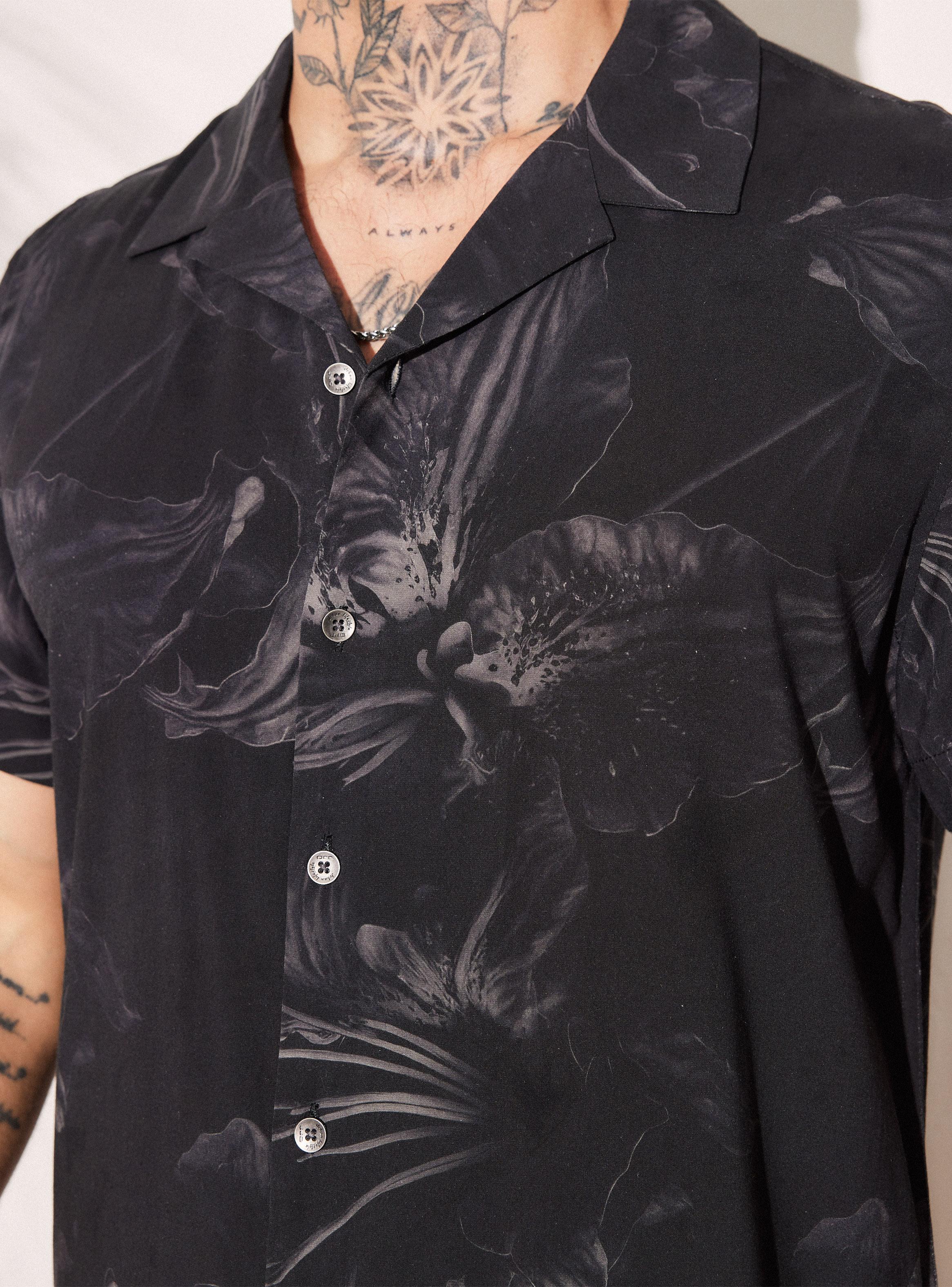 Camisa Cuello Resort Print Flores Oscuras-3