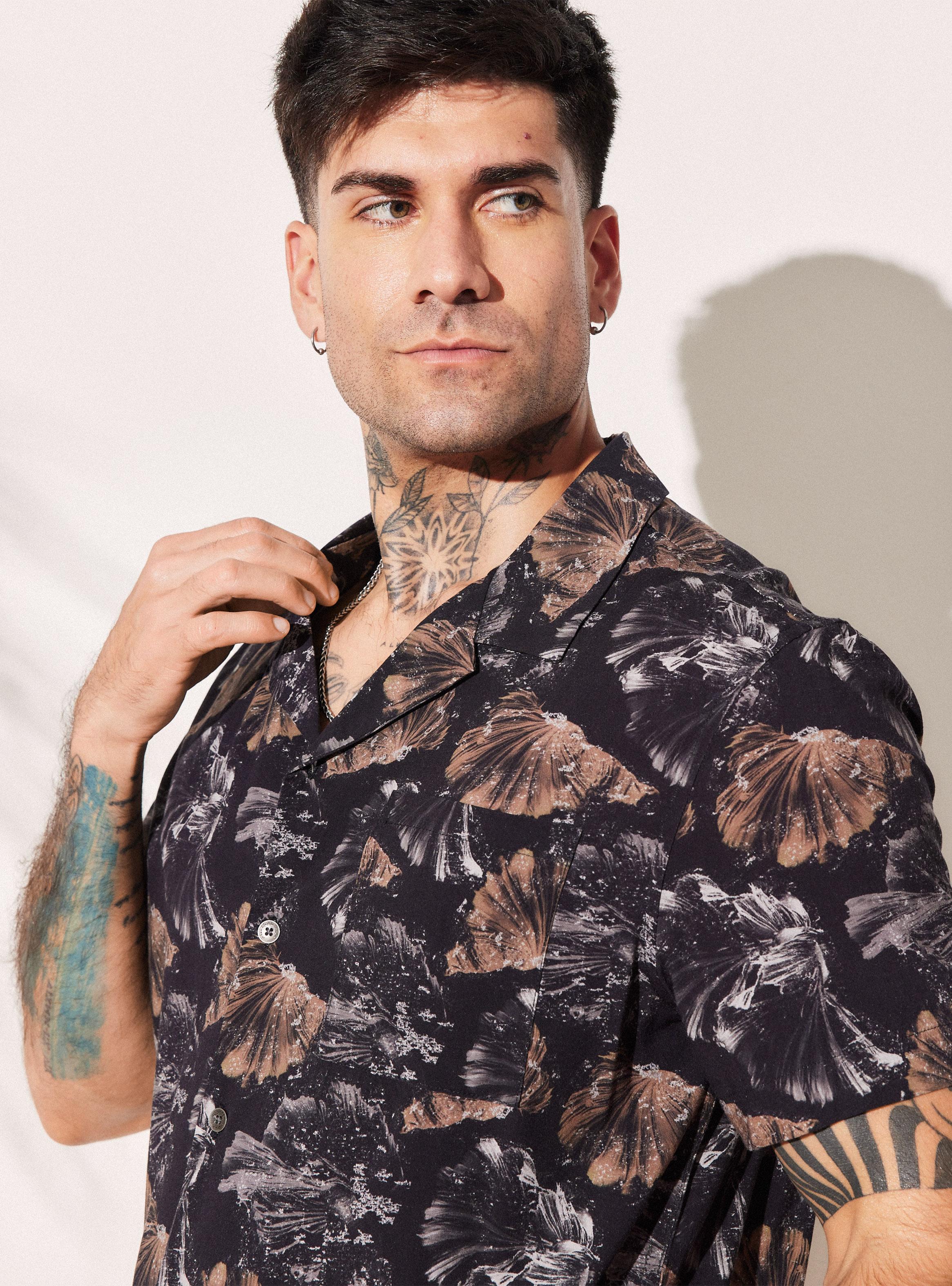 Camisa Cuello Resort Estampado Botánico-2