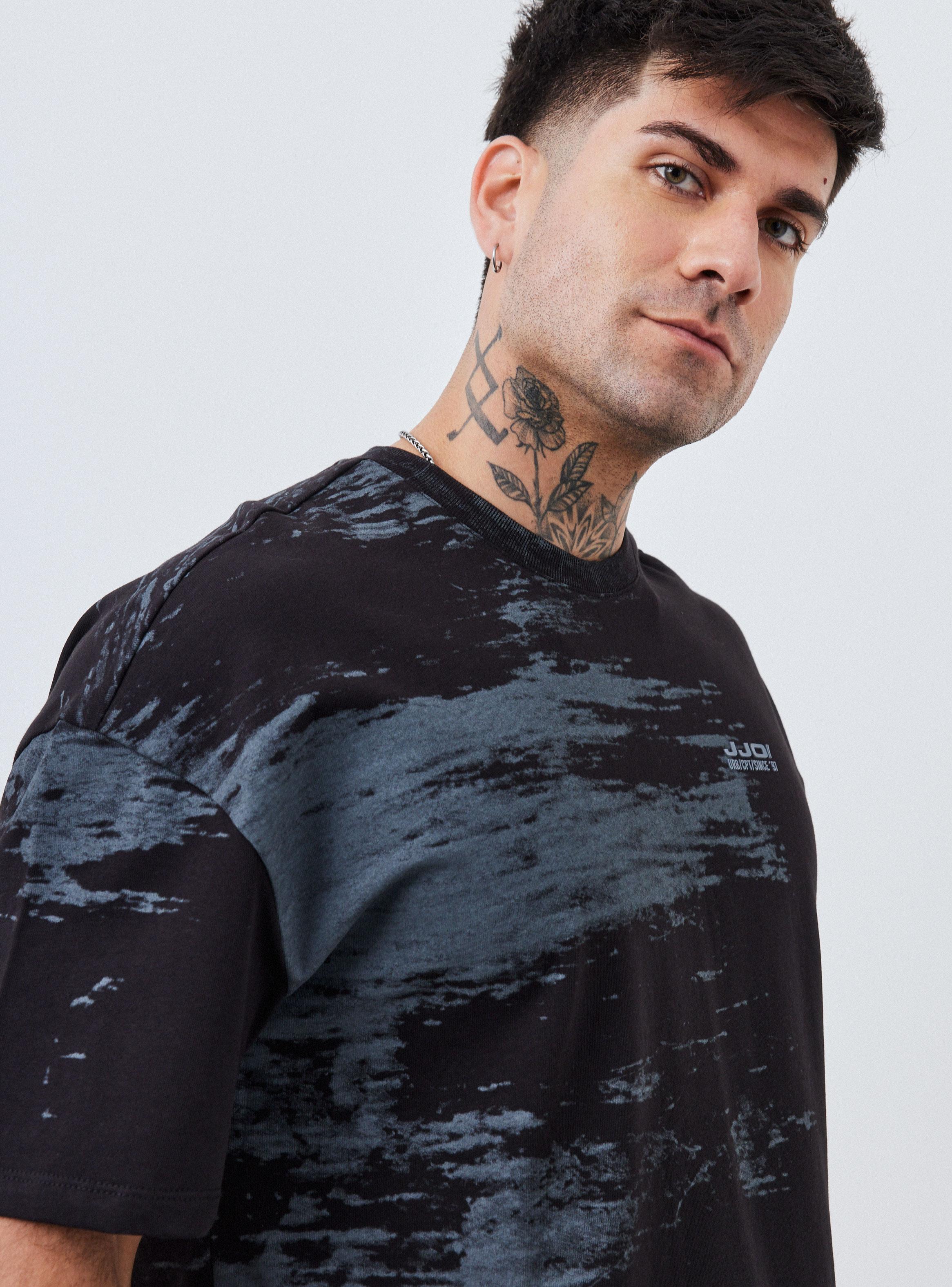 Polera Loose Fit Tela Gruesa Estampado Brochazos-2