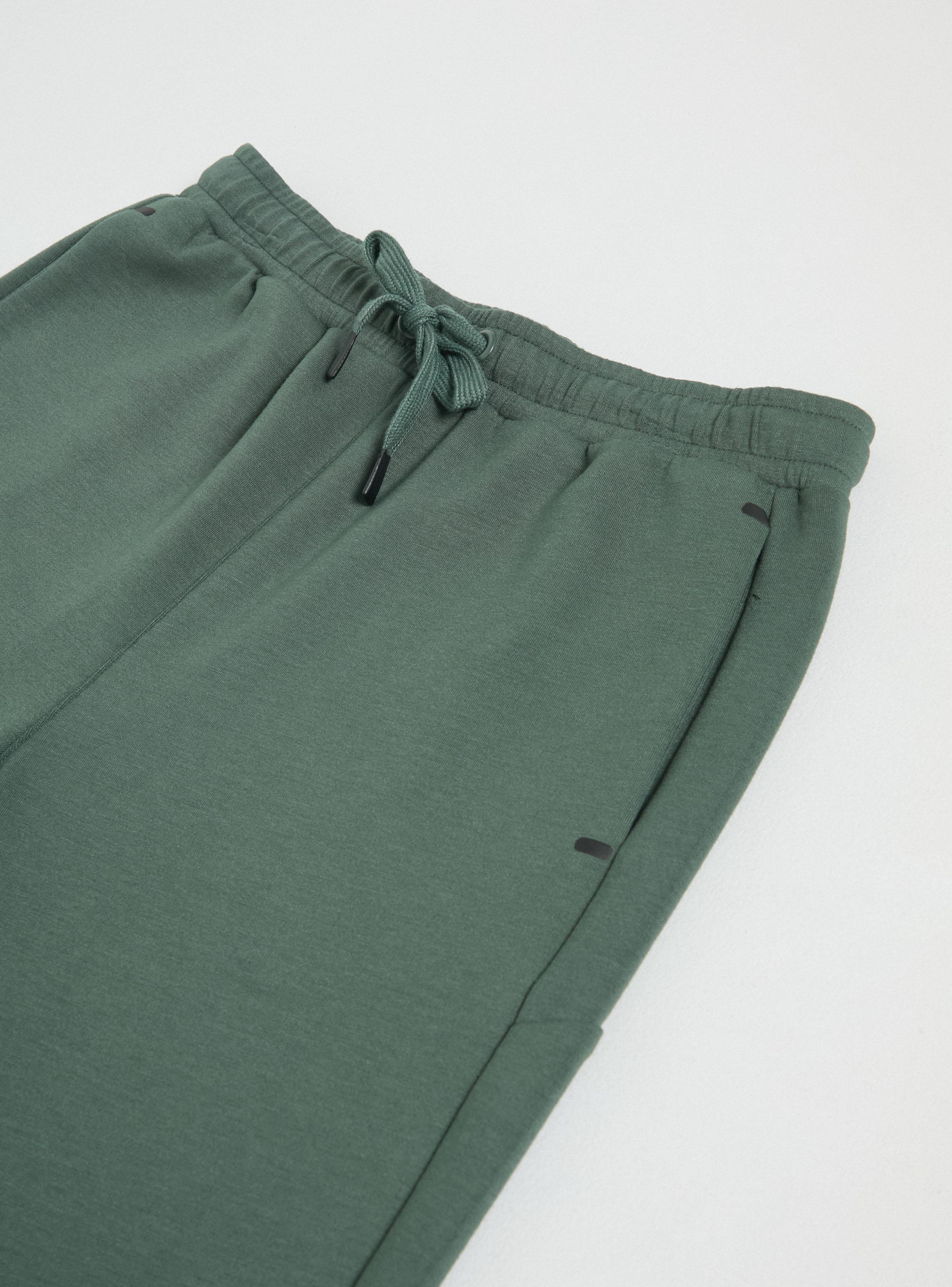 Short Buzo con Detalle Bolsillos-2