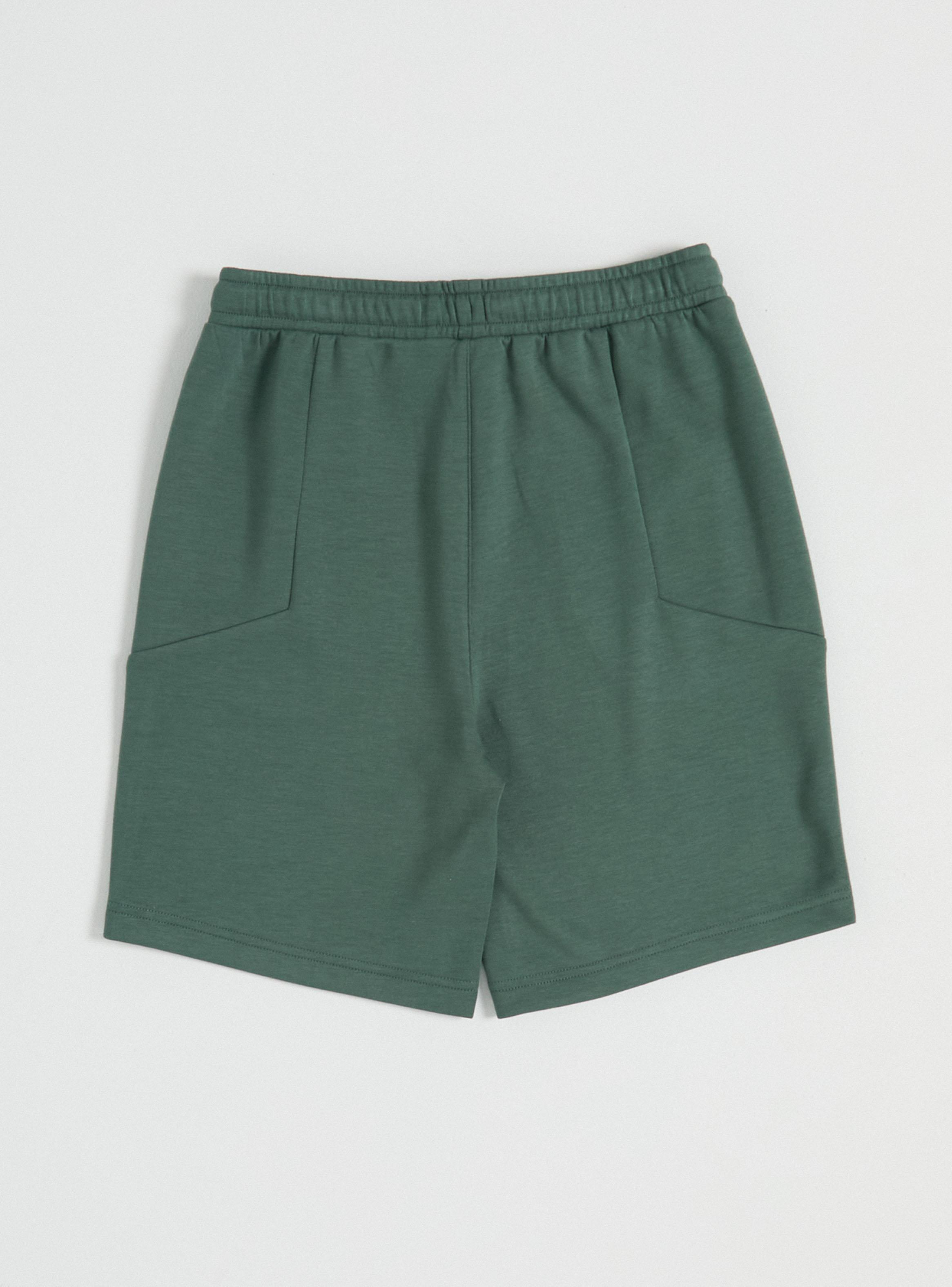 Short Buzo con Detalle Bolsillos-1