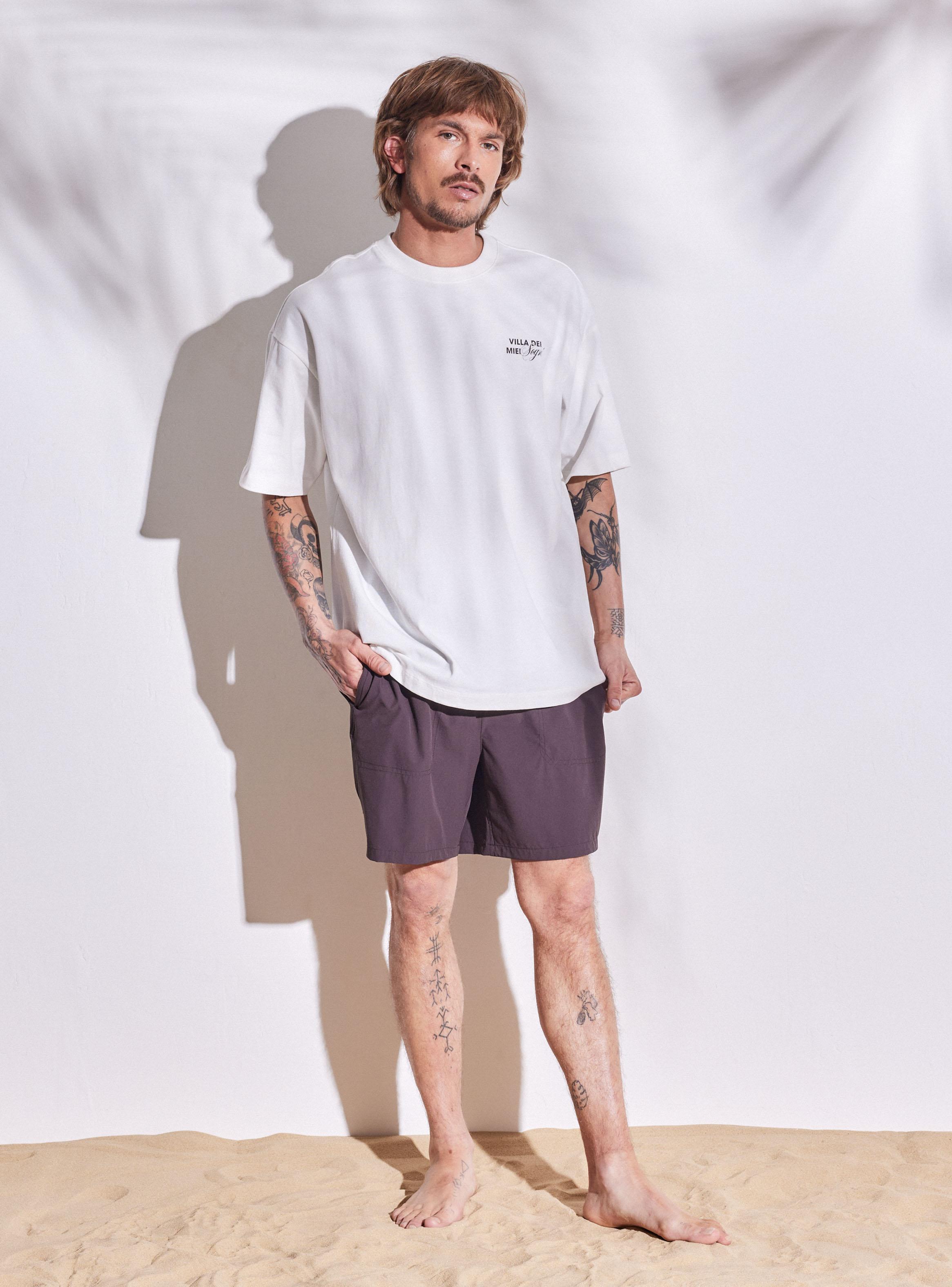 Polera Estampado Foto Espalda Oversize-4