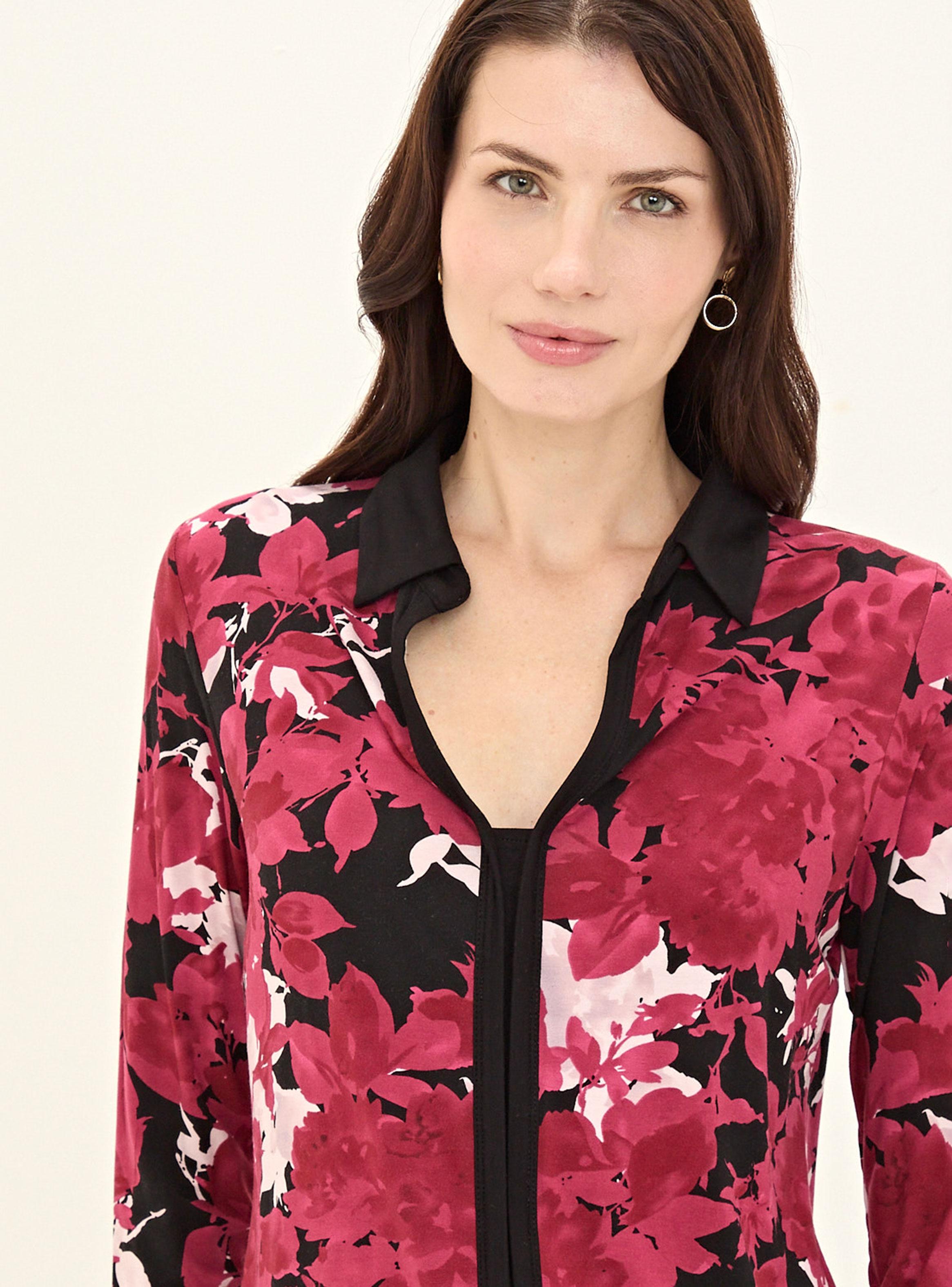 Polera Estampada con Cuello Camisero Vivos-2
