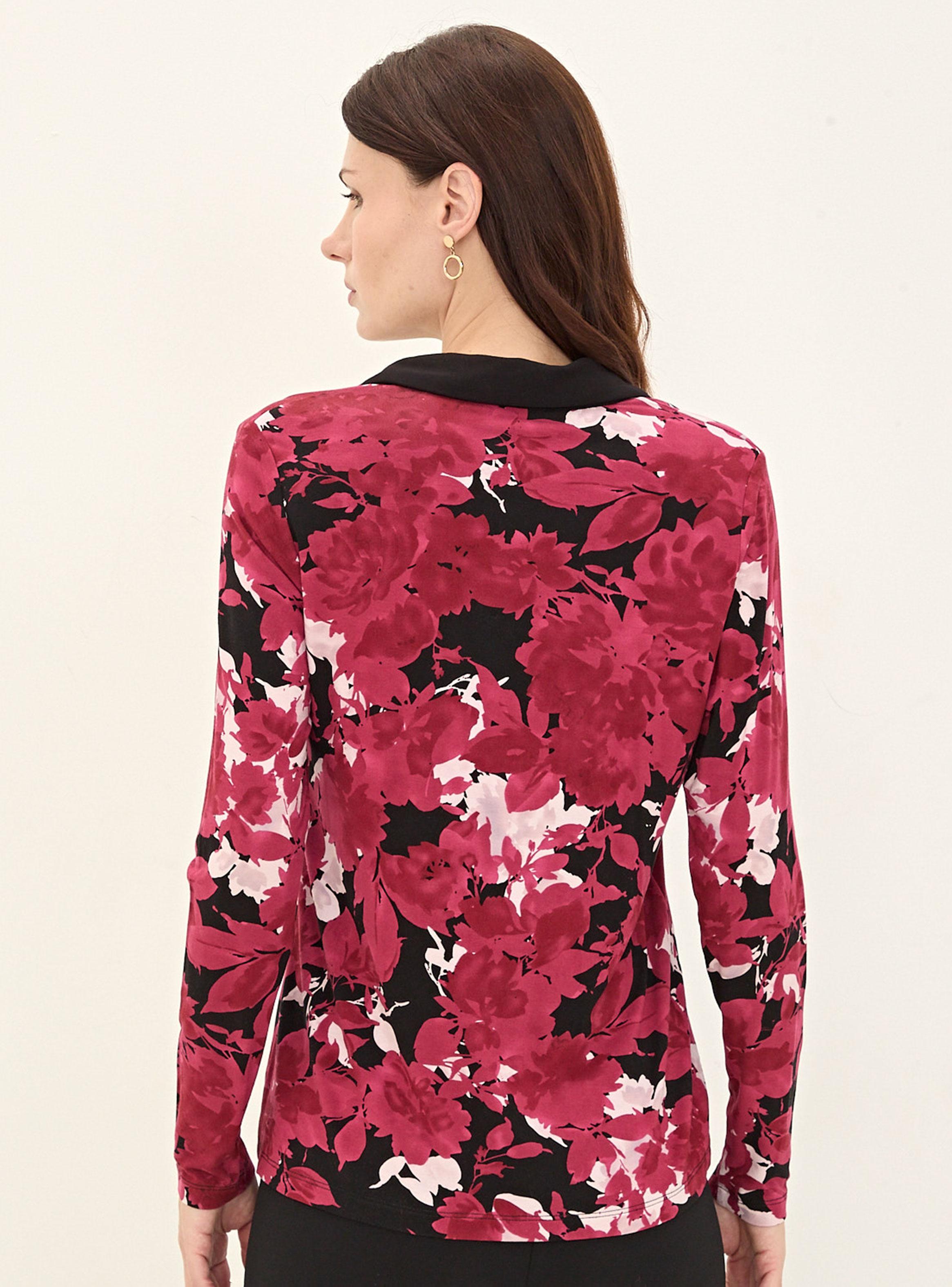 Polera Estampada con Cuello Camisero Vivos-1