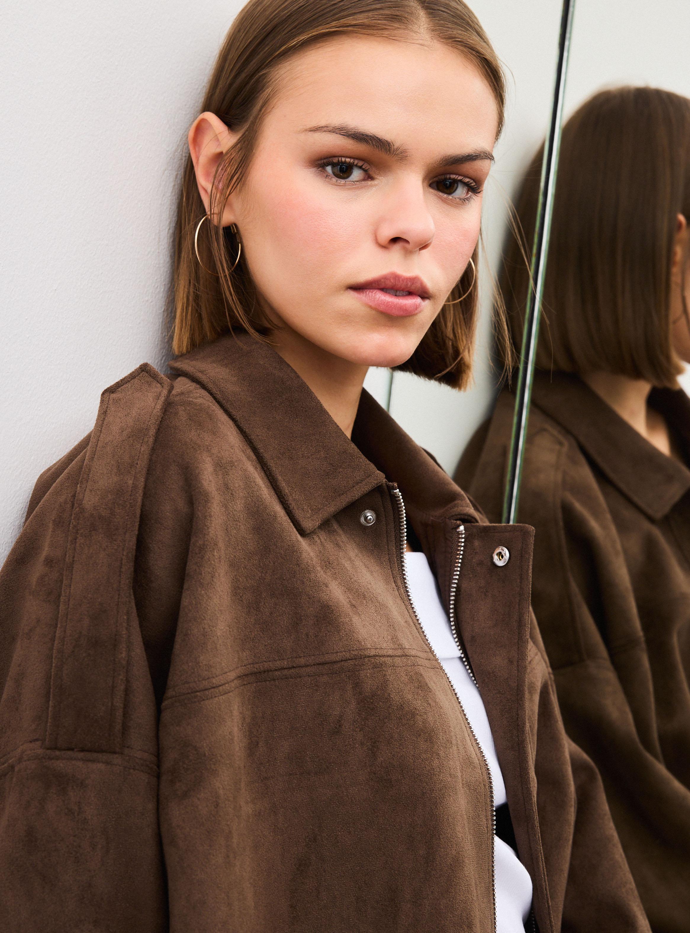 Chaqueta Bomber Cuello Solapa y Efecto Gamuza-2