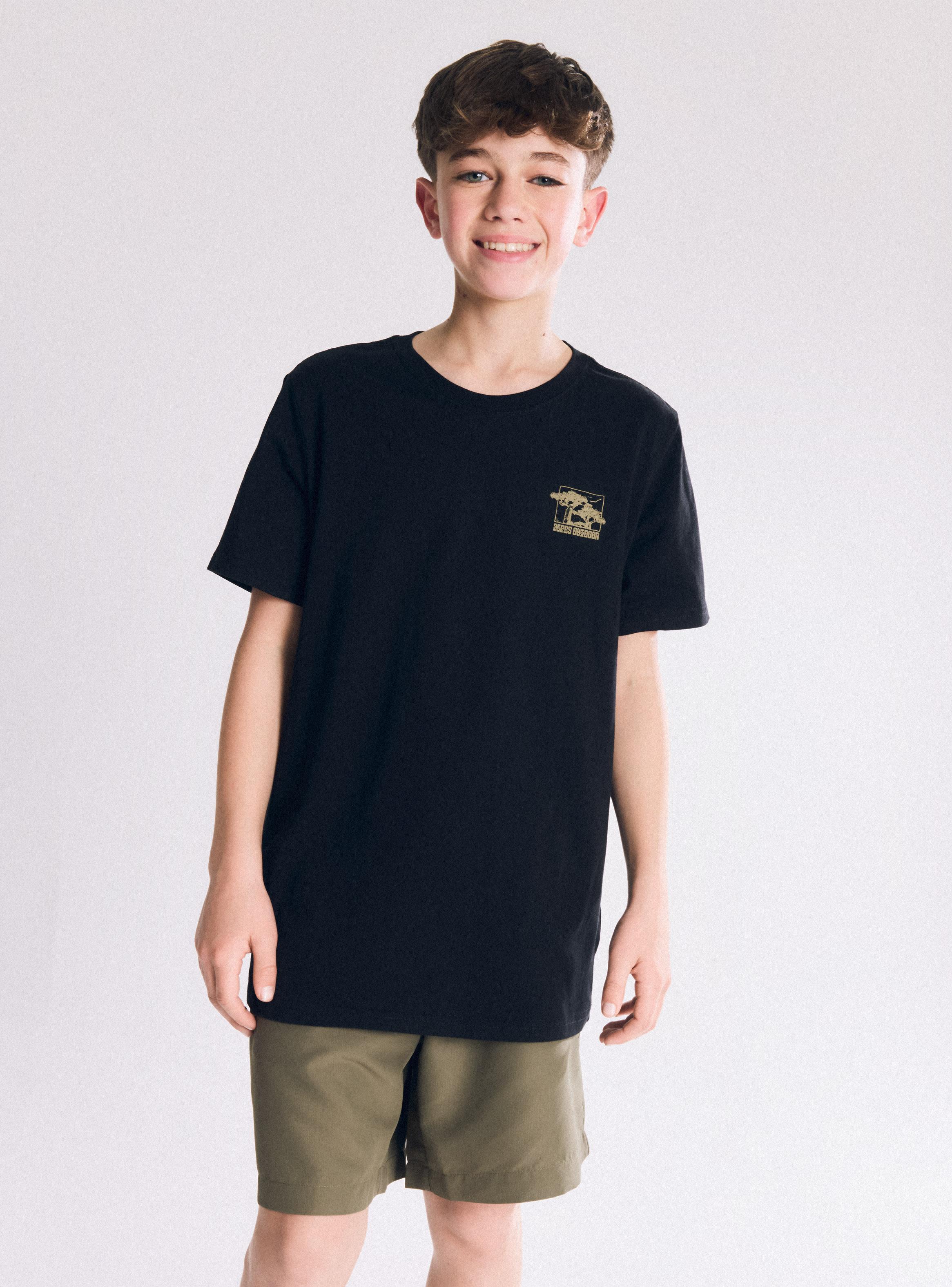 Polera con Gráfica Frontal y Espalda de Algodón-4
