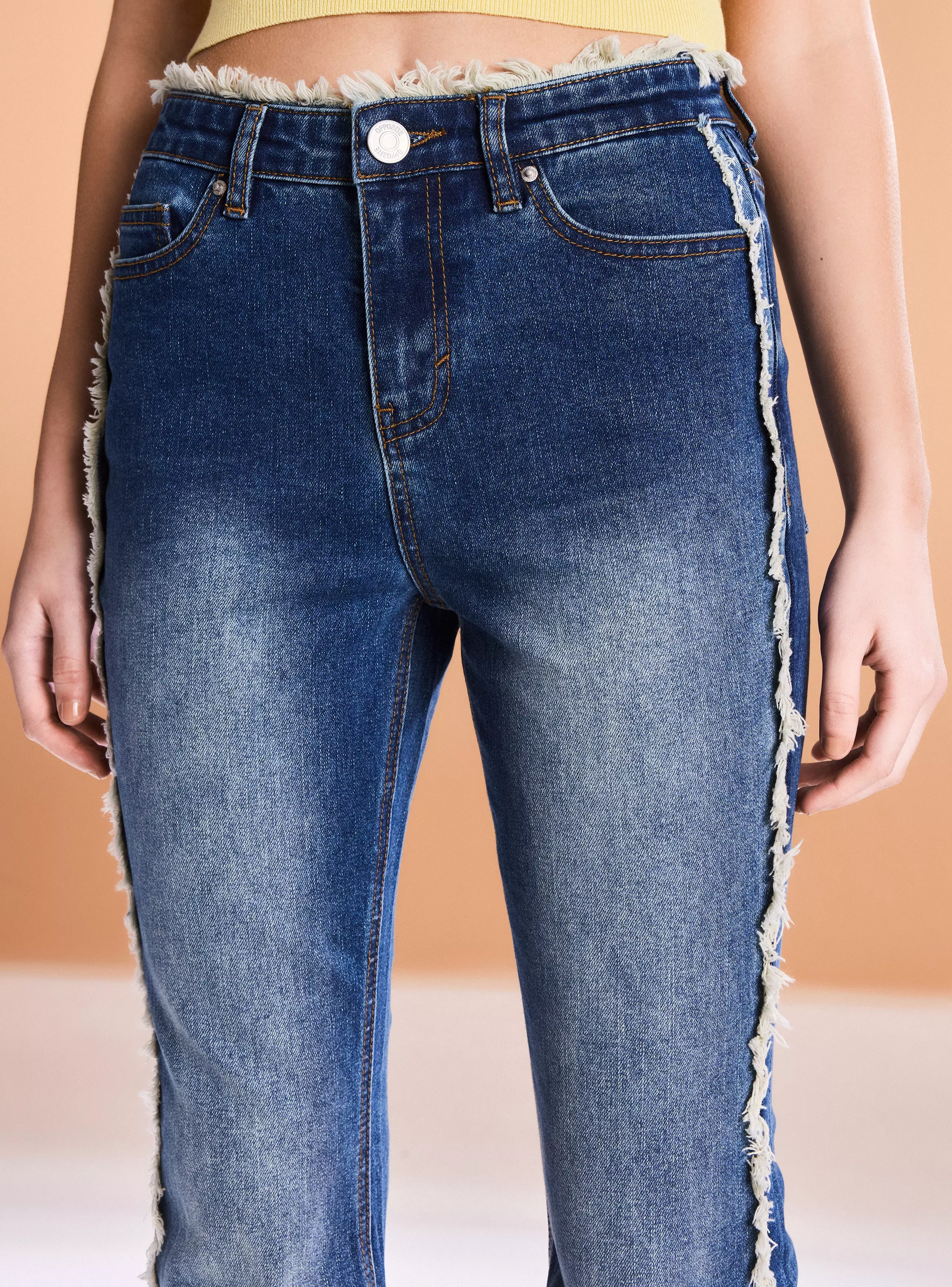 Jeans Flare Detalles Desfelcados-2