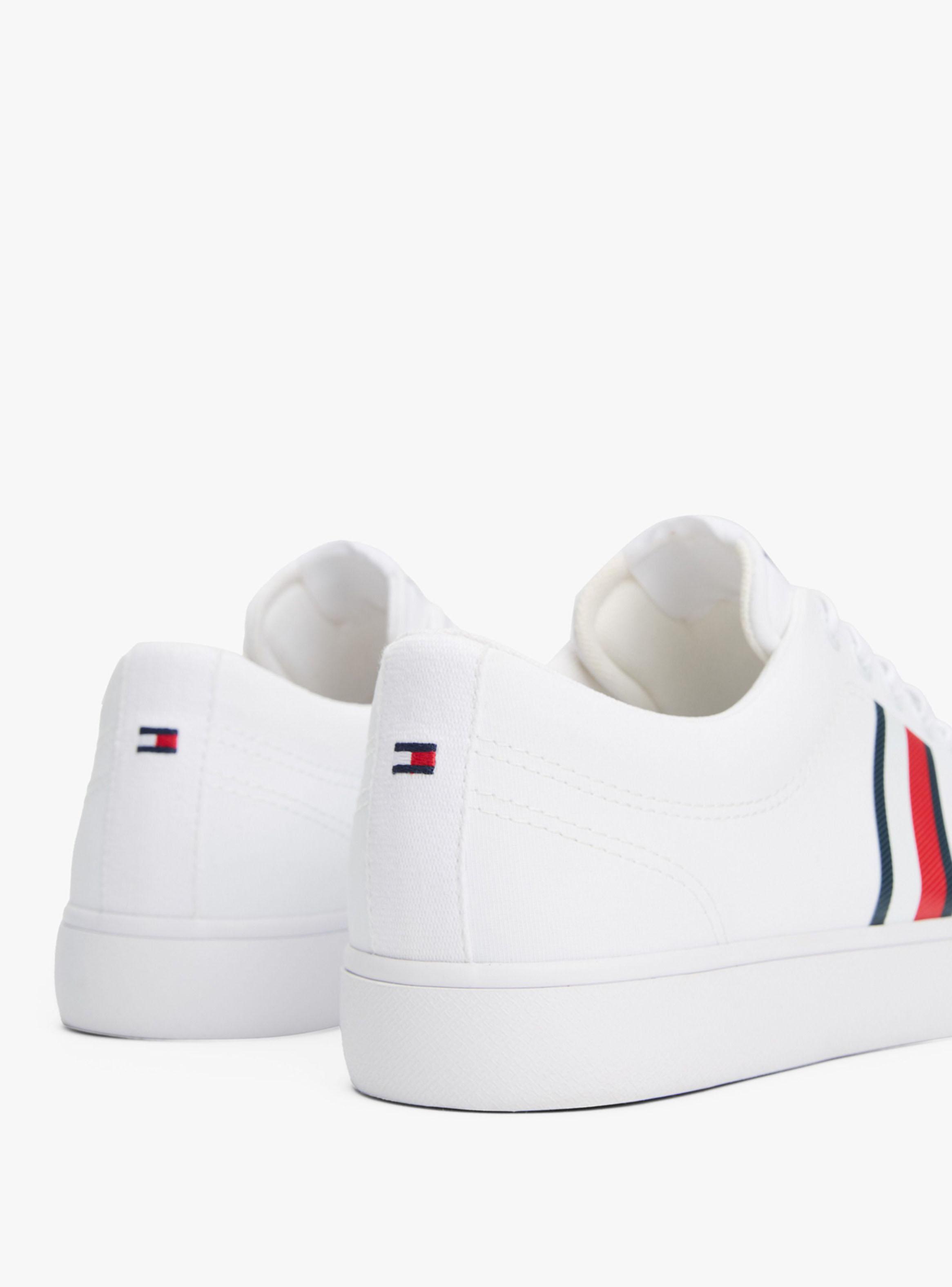 Zapatilla Urbana Acordonado Logo Hombre-3