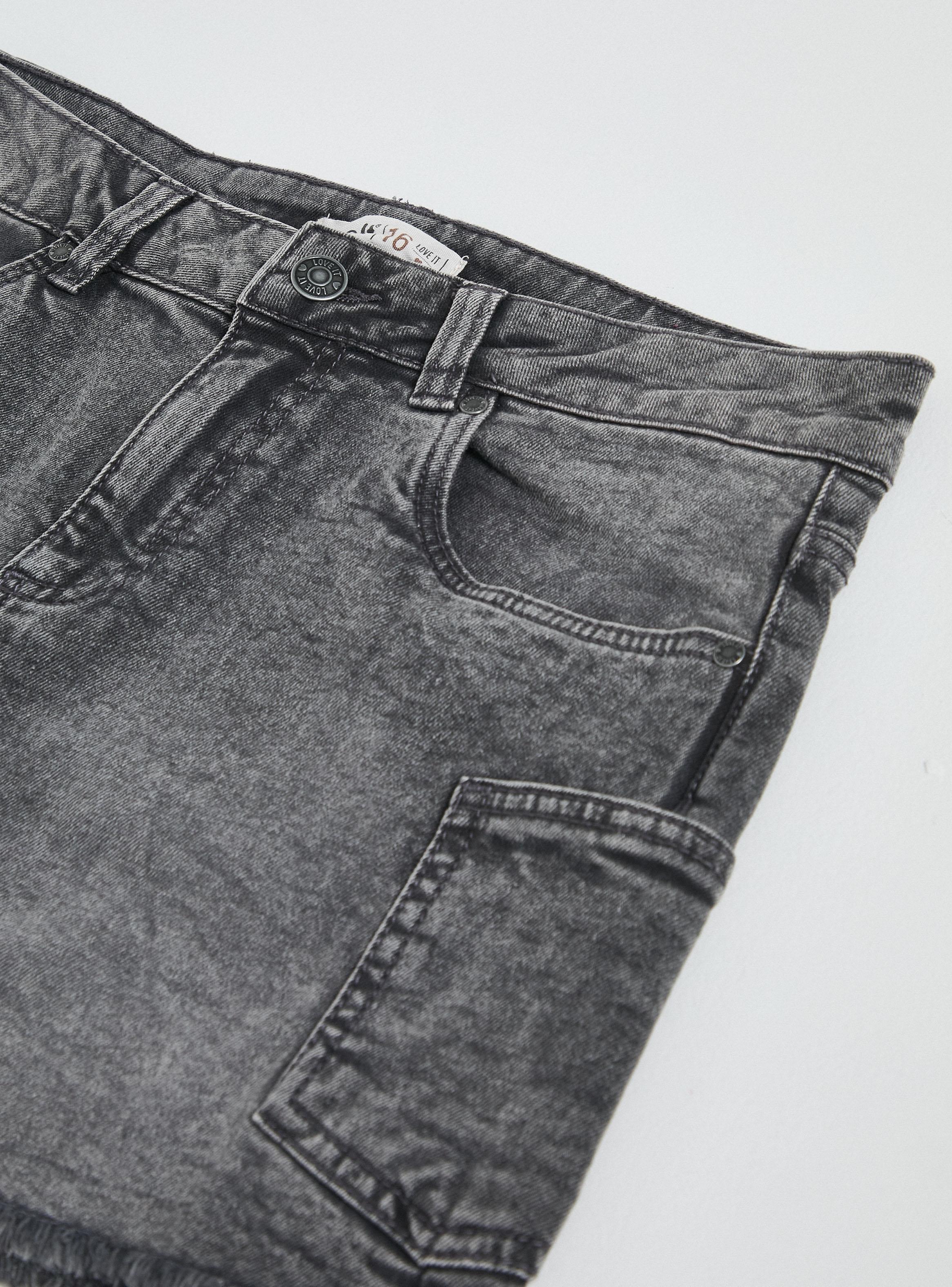 Short Denim Cargo Desflecado Niña-2