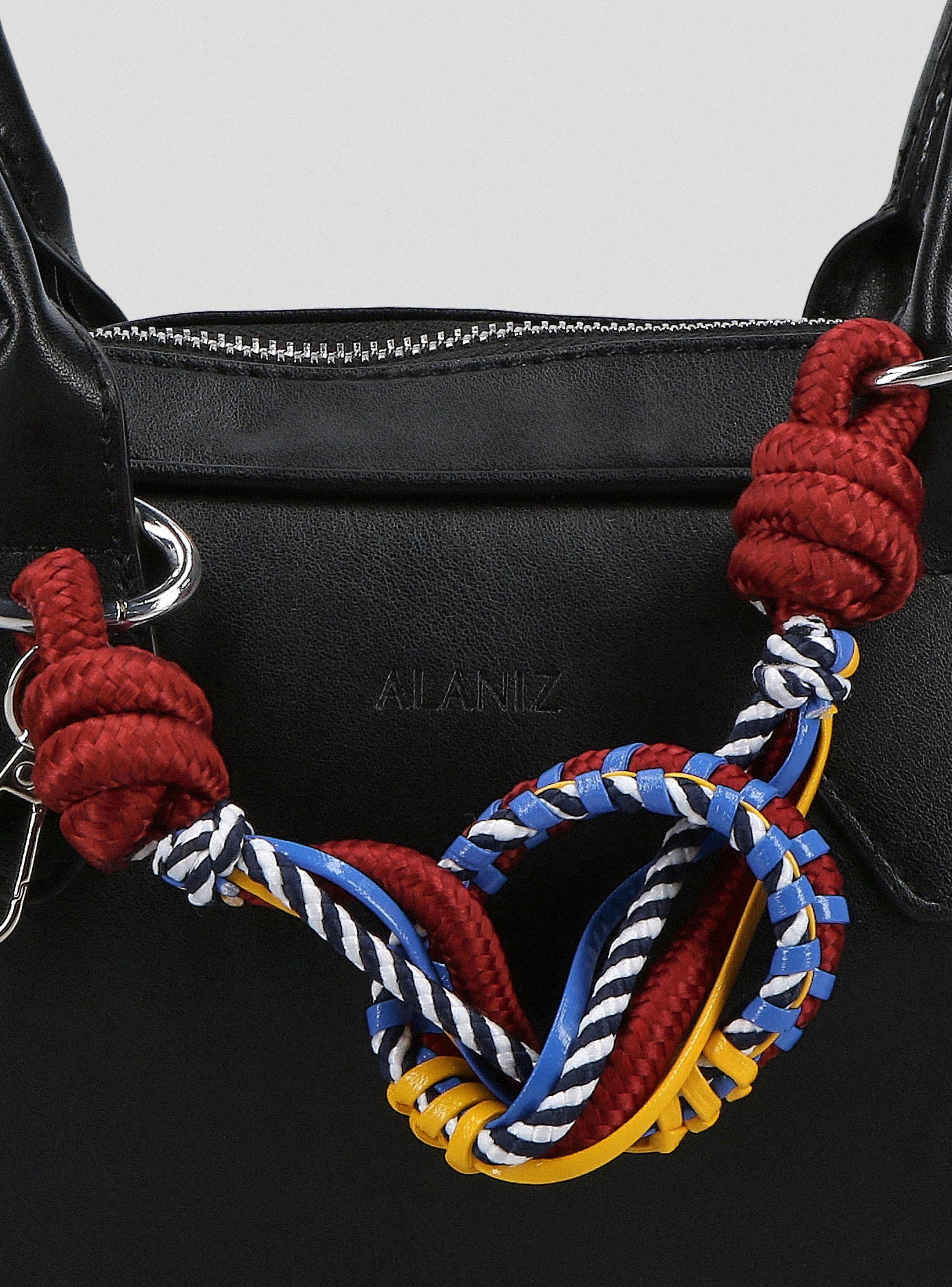 Cartera Tipo Bowling con Cuerdas de Color-4