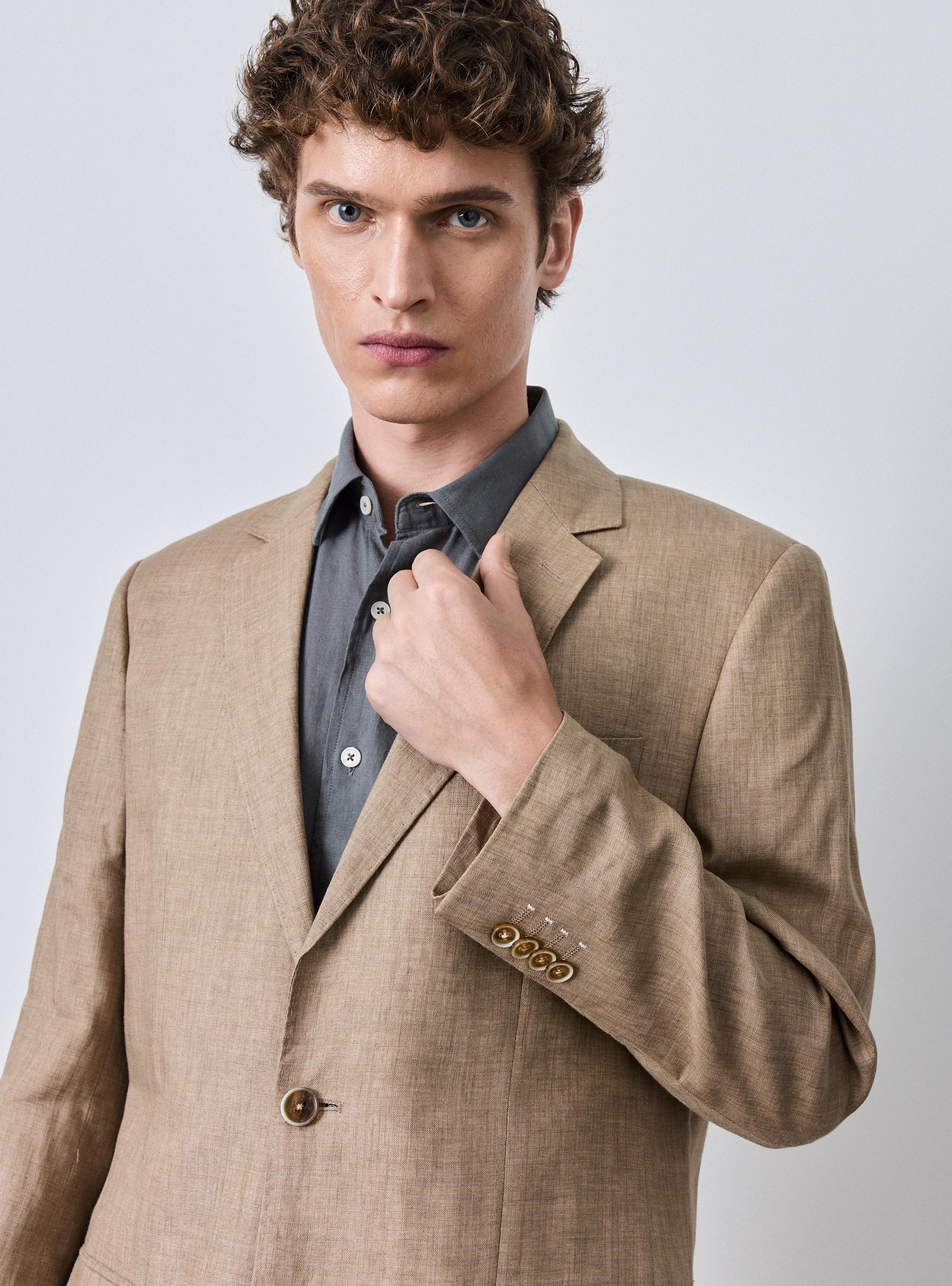 Vestón Recto Regular Fit Confeccionado en Lino-3
