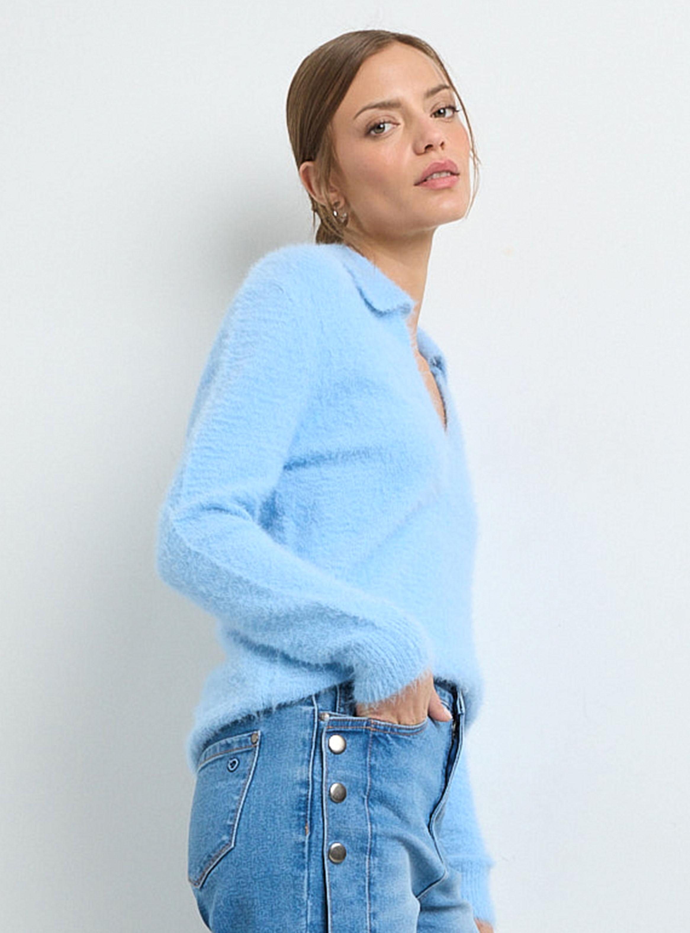 Sweater Liso con Escote Cuello V-2