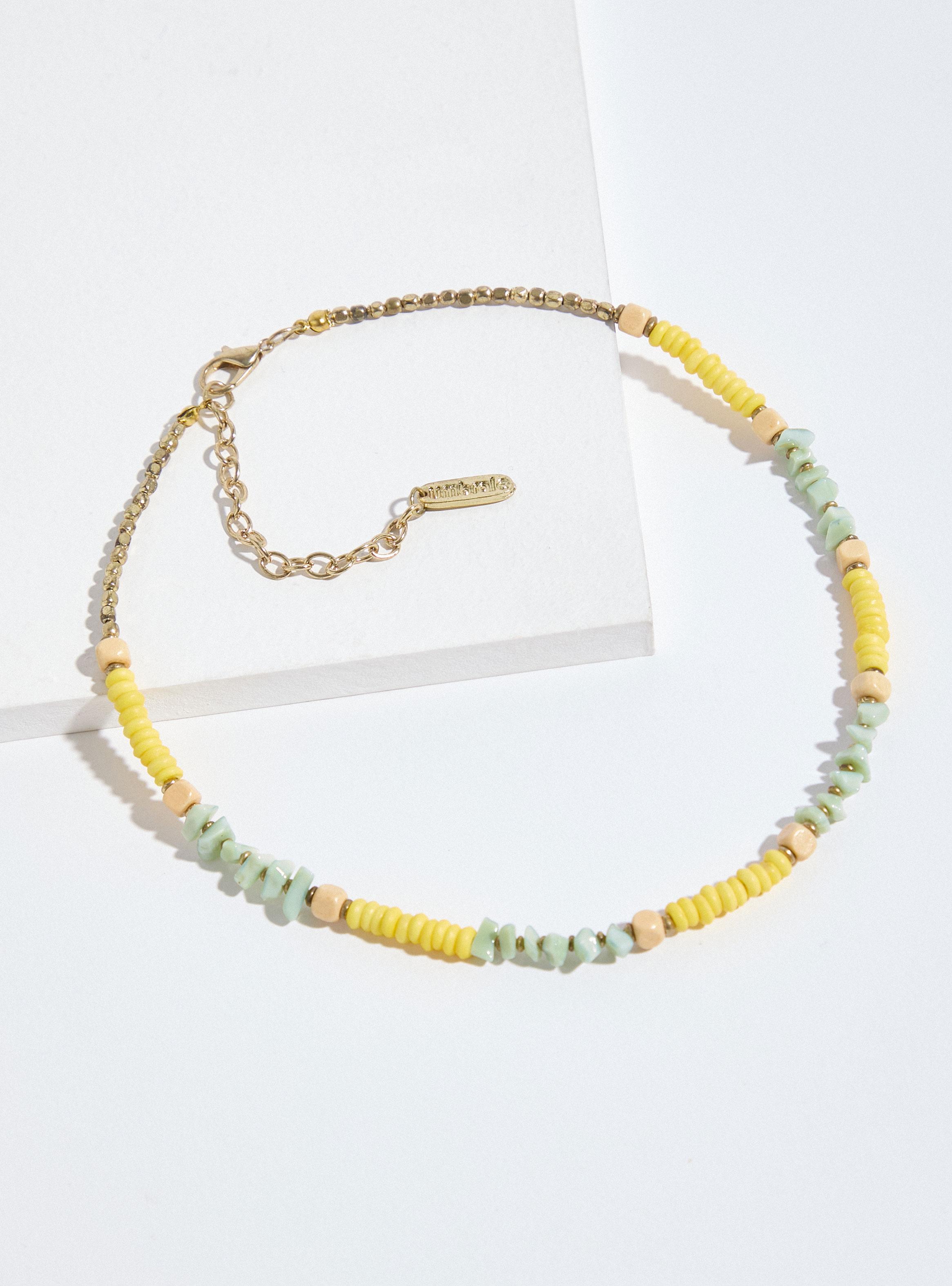 Collar Tipo Chocker con Mostacillas Pastel-2