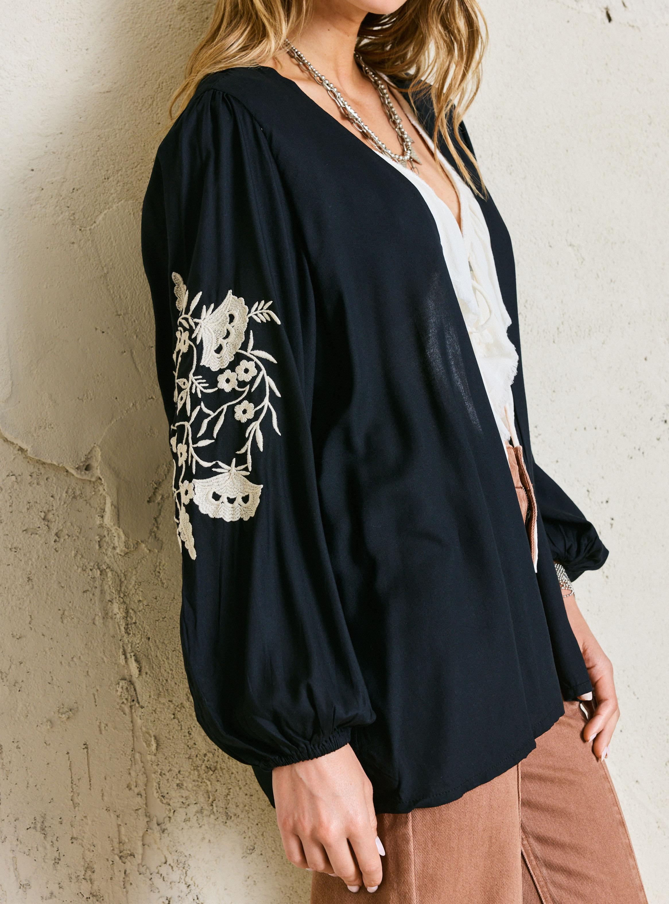 Kimono con Bordado en Mangas-3