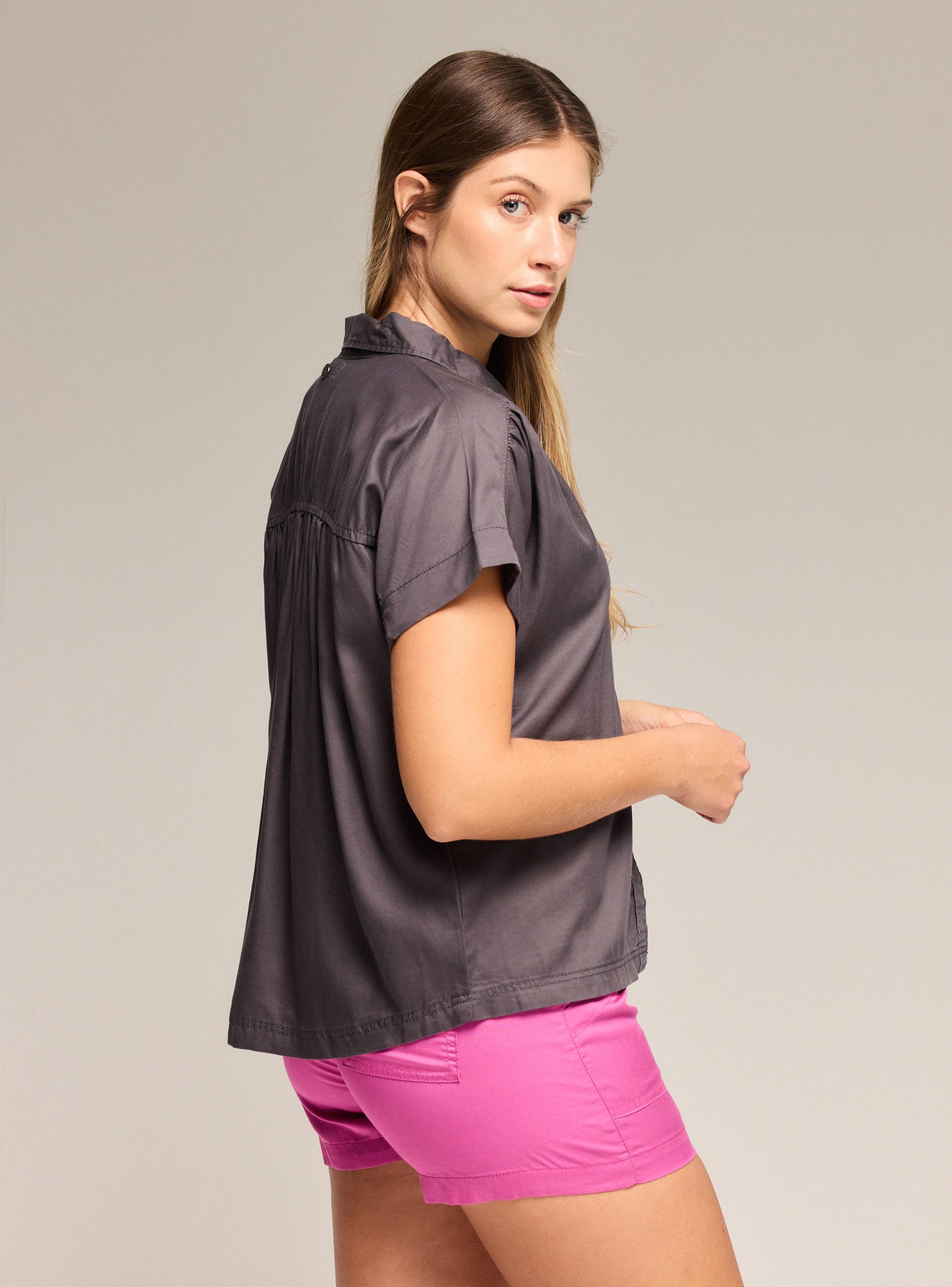 Blusa Manga Corta Botón-1