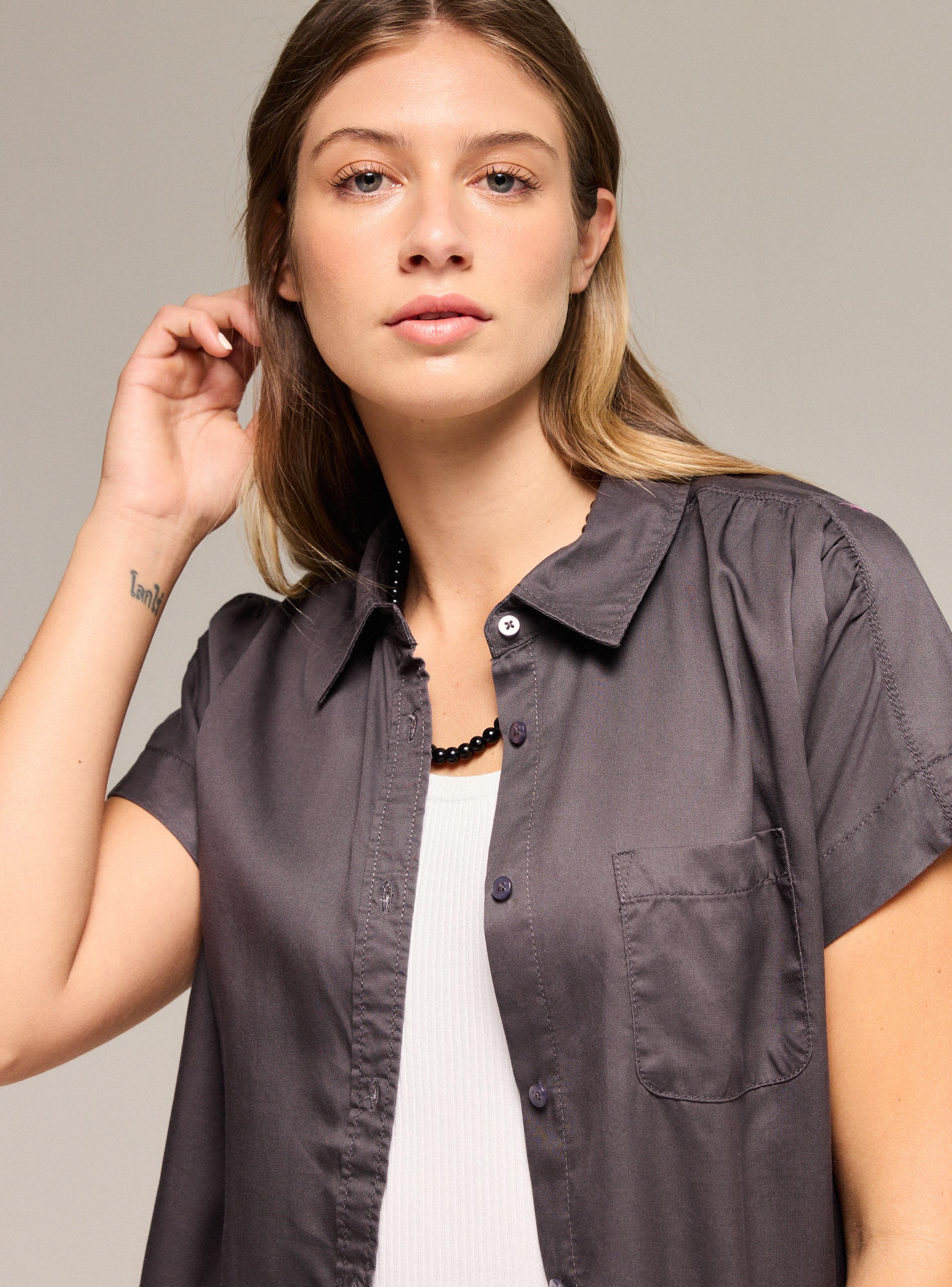 Blusa Manga Corta Botón-2