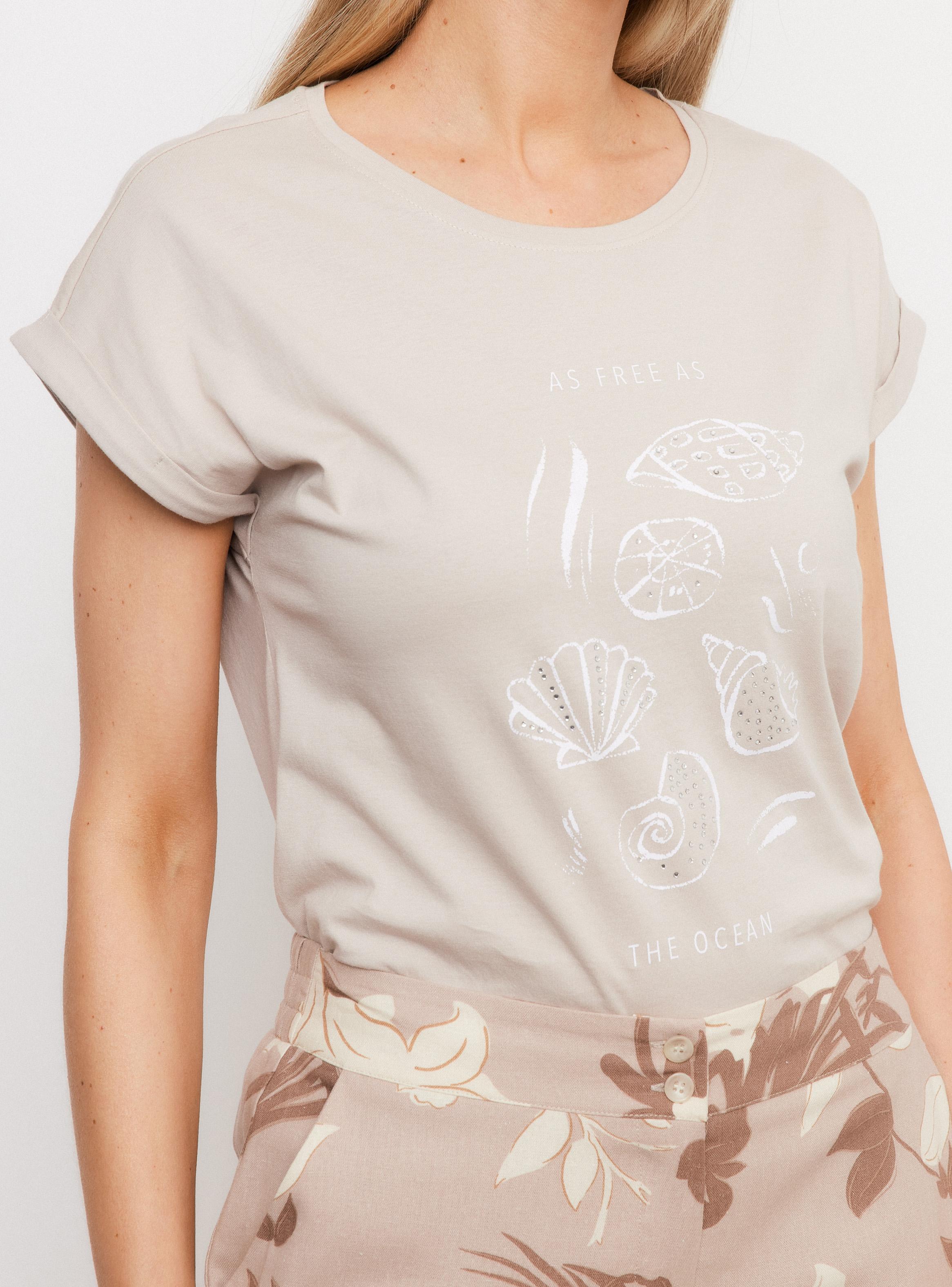 Polera Básica Manga Caída con Gráfica Frontal-2