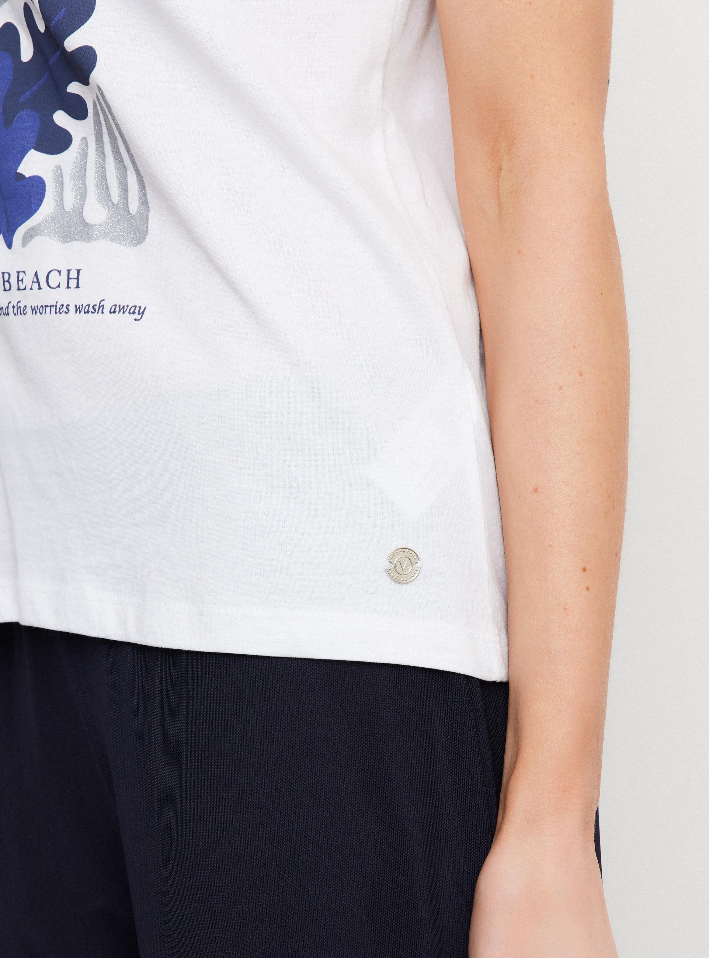 Polera Manga Corta con Estampado Localizado-3